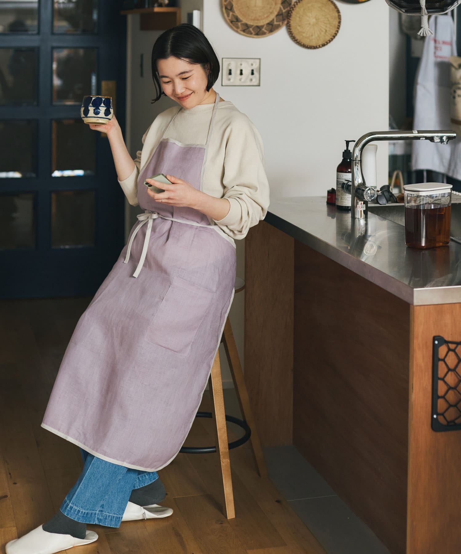 『別注』fog linen work×DOORS　リネンパイピングエプロン ラヴァント -