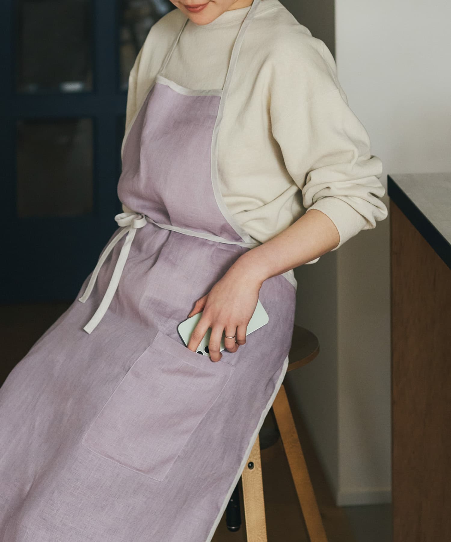 『別注』fog linen work×DOORS　リネンパイピングエプロン ラヴァント -