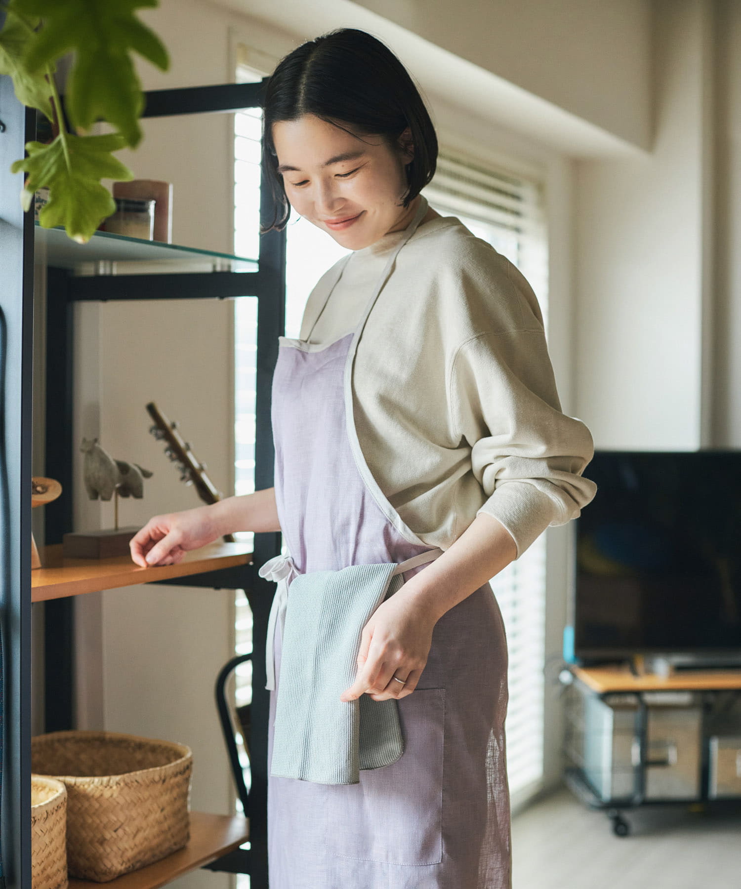 『別注』fog linen work×DOORS　リネンパイピングエプロン ラヴァント -