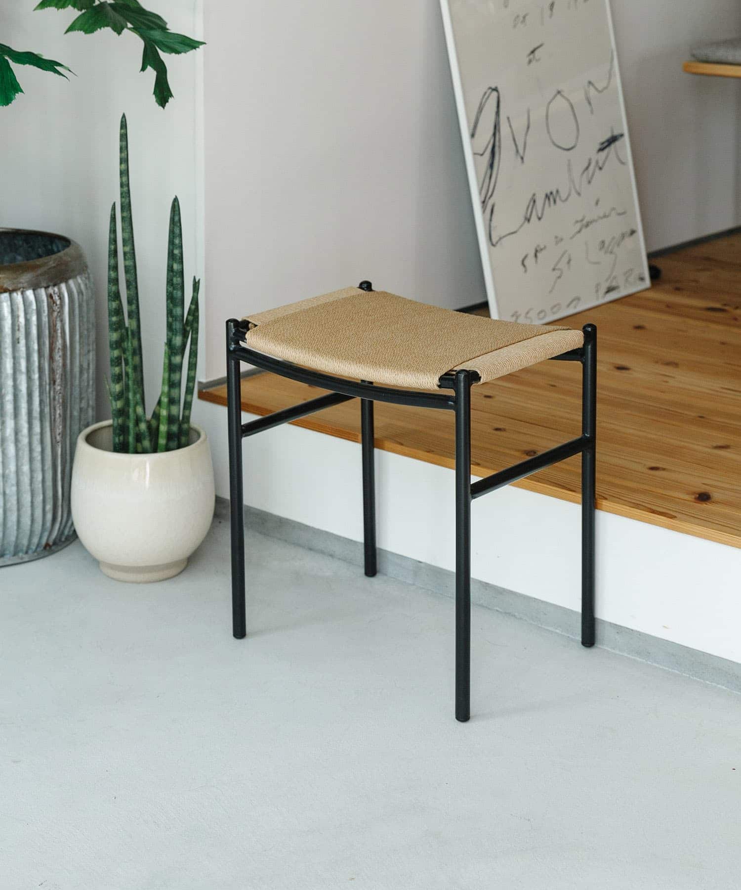 Luonka DOORS×SYOTYL PP STOOL(one ブラック): インテリア｜URBAN