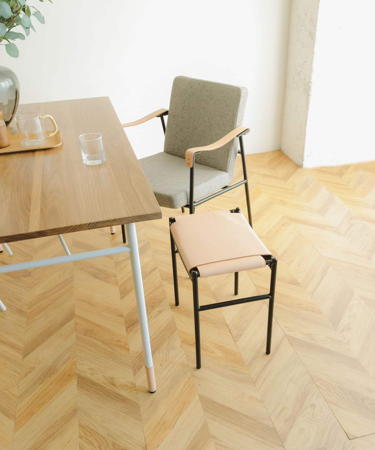 Luonka DOORS×SYOTYL　LEATHER STOOL ブラック one