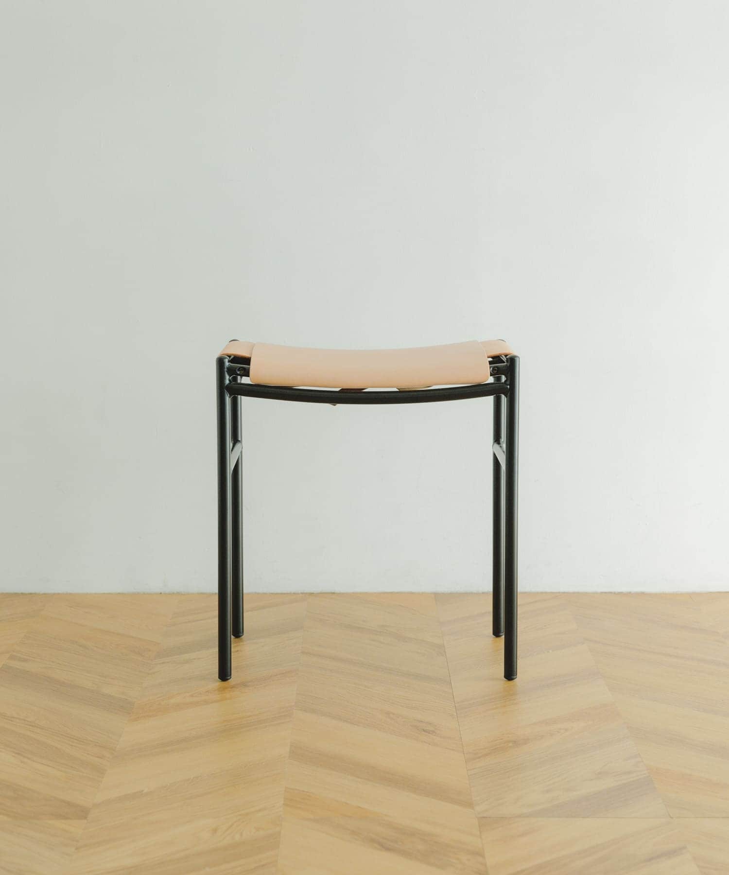 Luonka DOORS×SYOTYL　LEATHER STOOL ブラック one