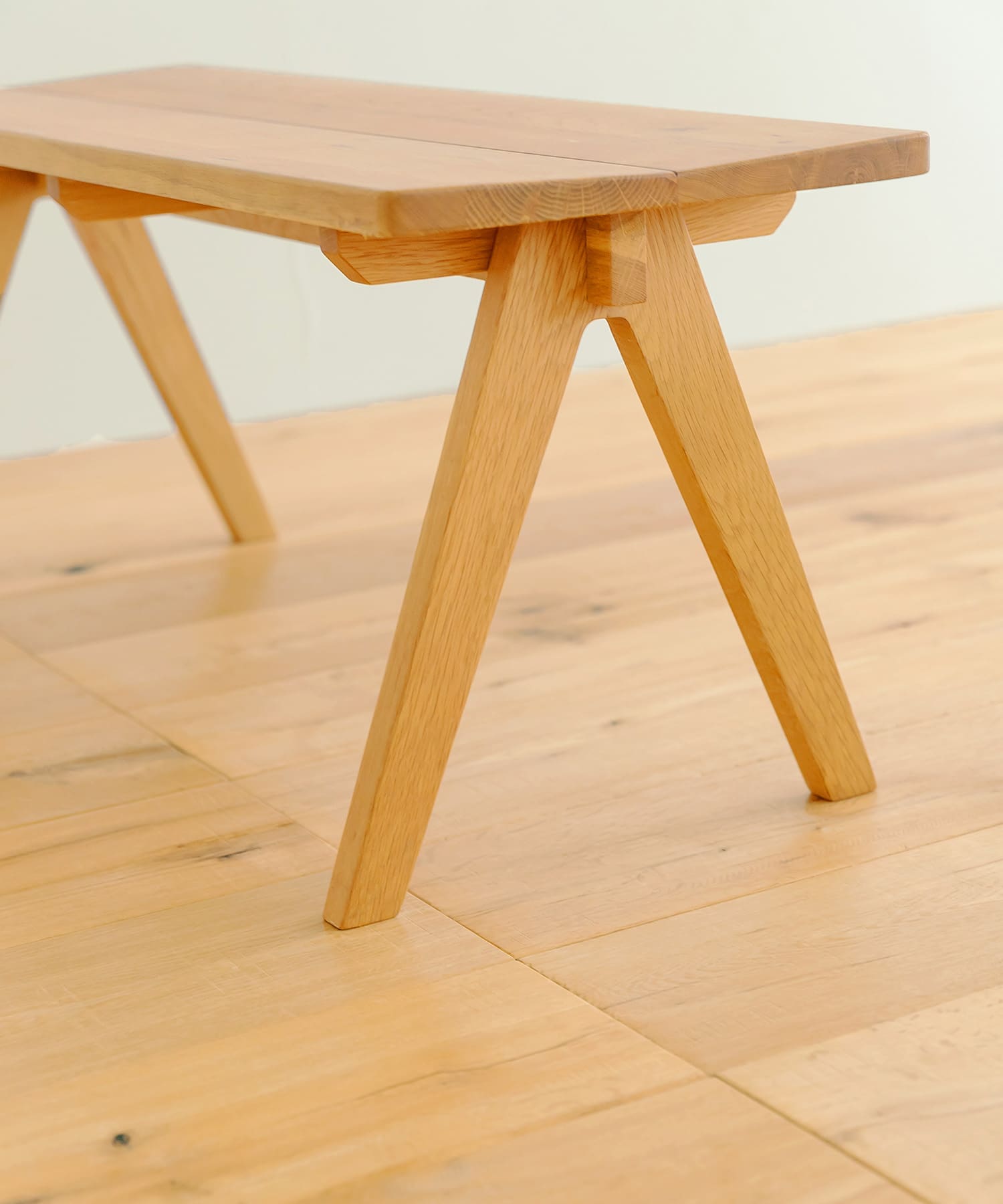 BOTHY (BENCH) オーク無垢材 one