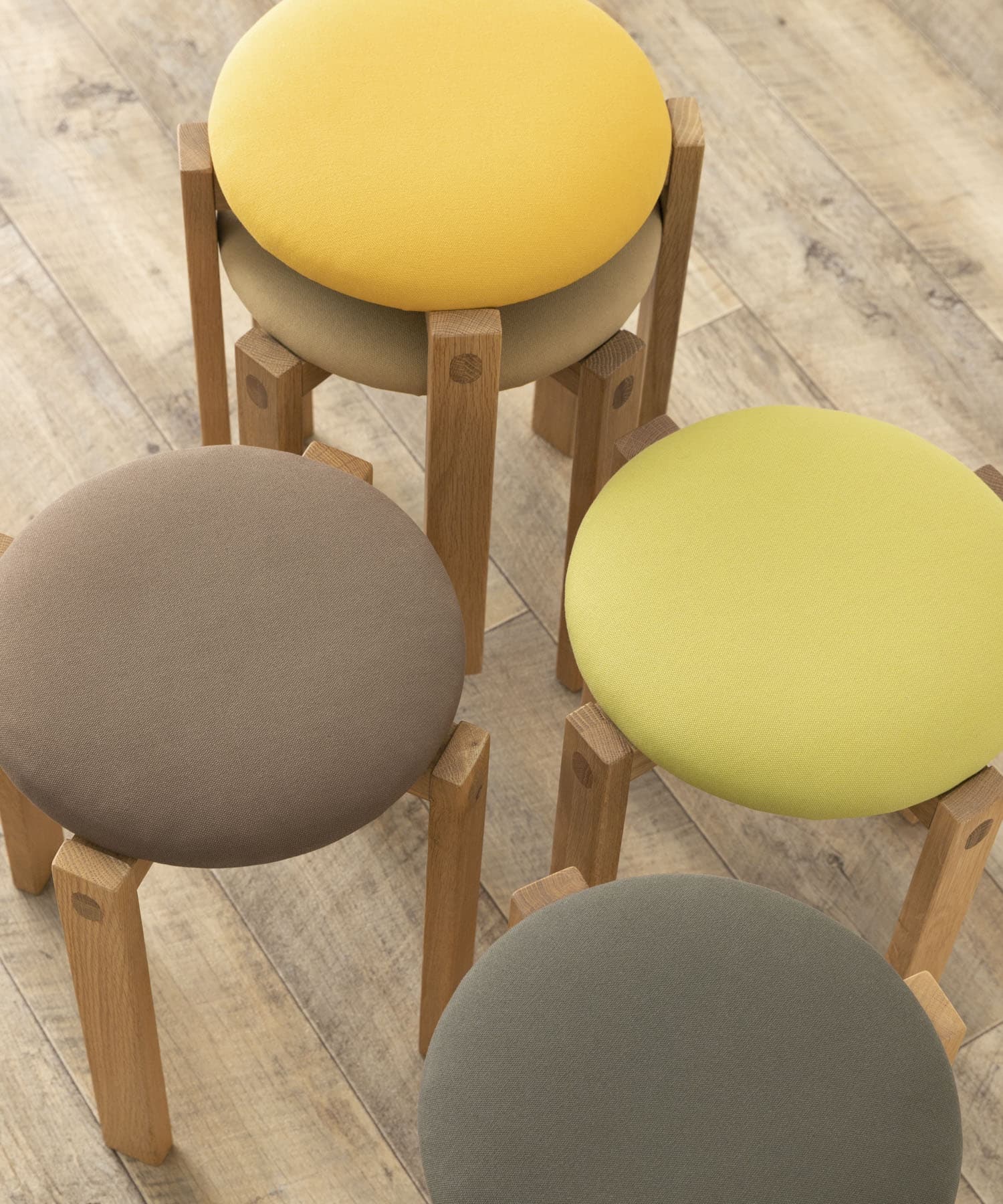 DOORS LIVING PRODUCTS　Round Stool S.Brown8 one