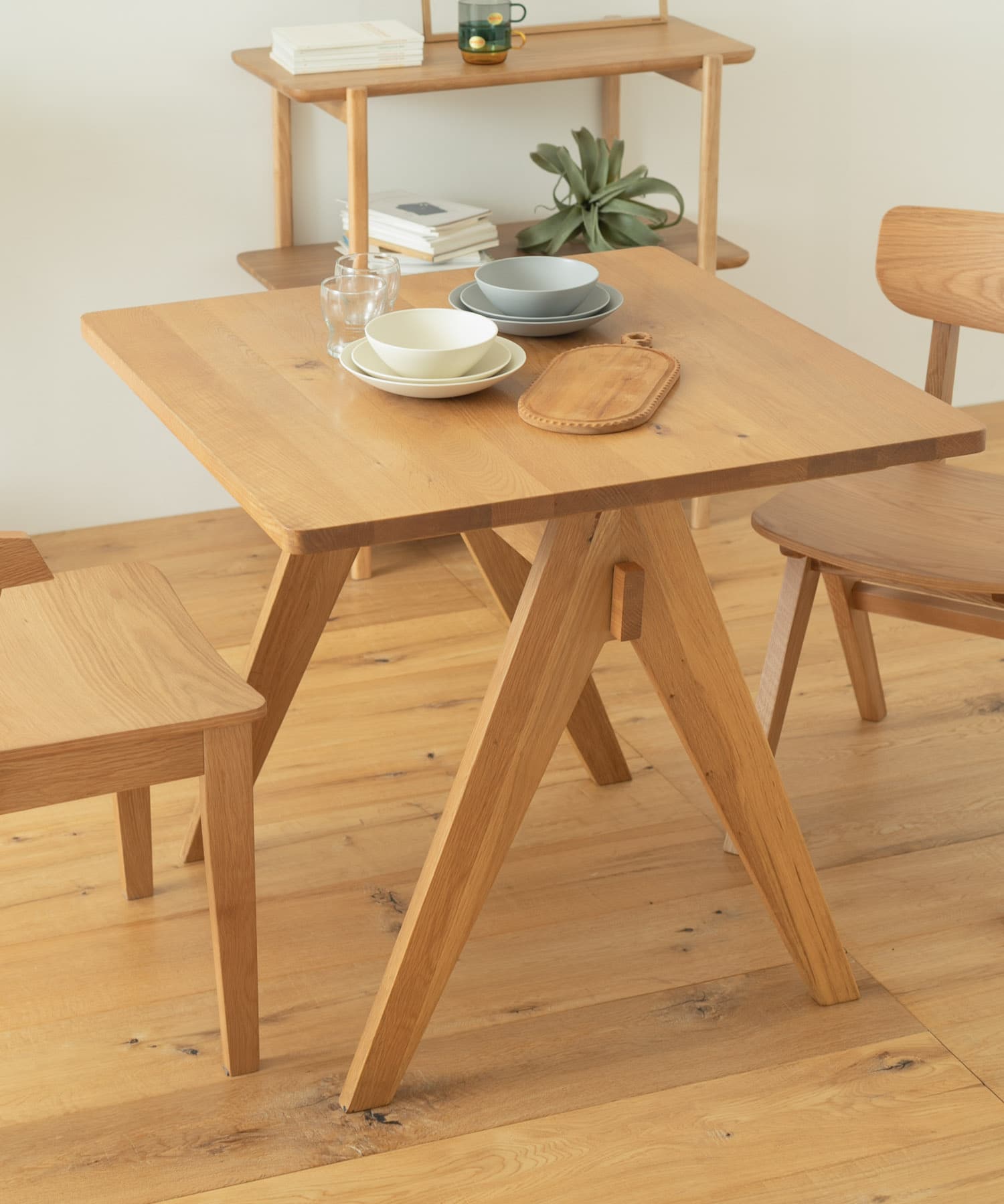 DOORS LIVING PRODUCTSのBothyには北米産のホワイトオ