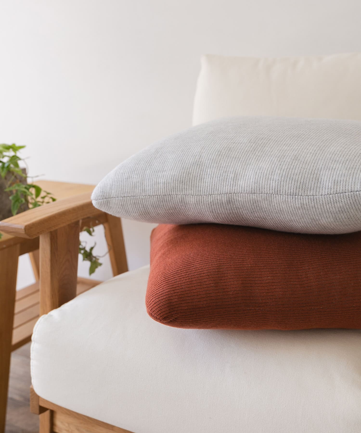 DOORS LIVING PRODUCTS 45cm CUSHION DF(- WINE): インテリア｜URBAN