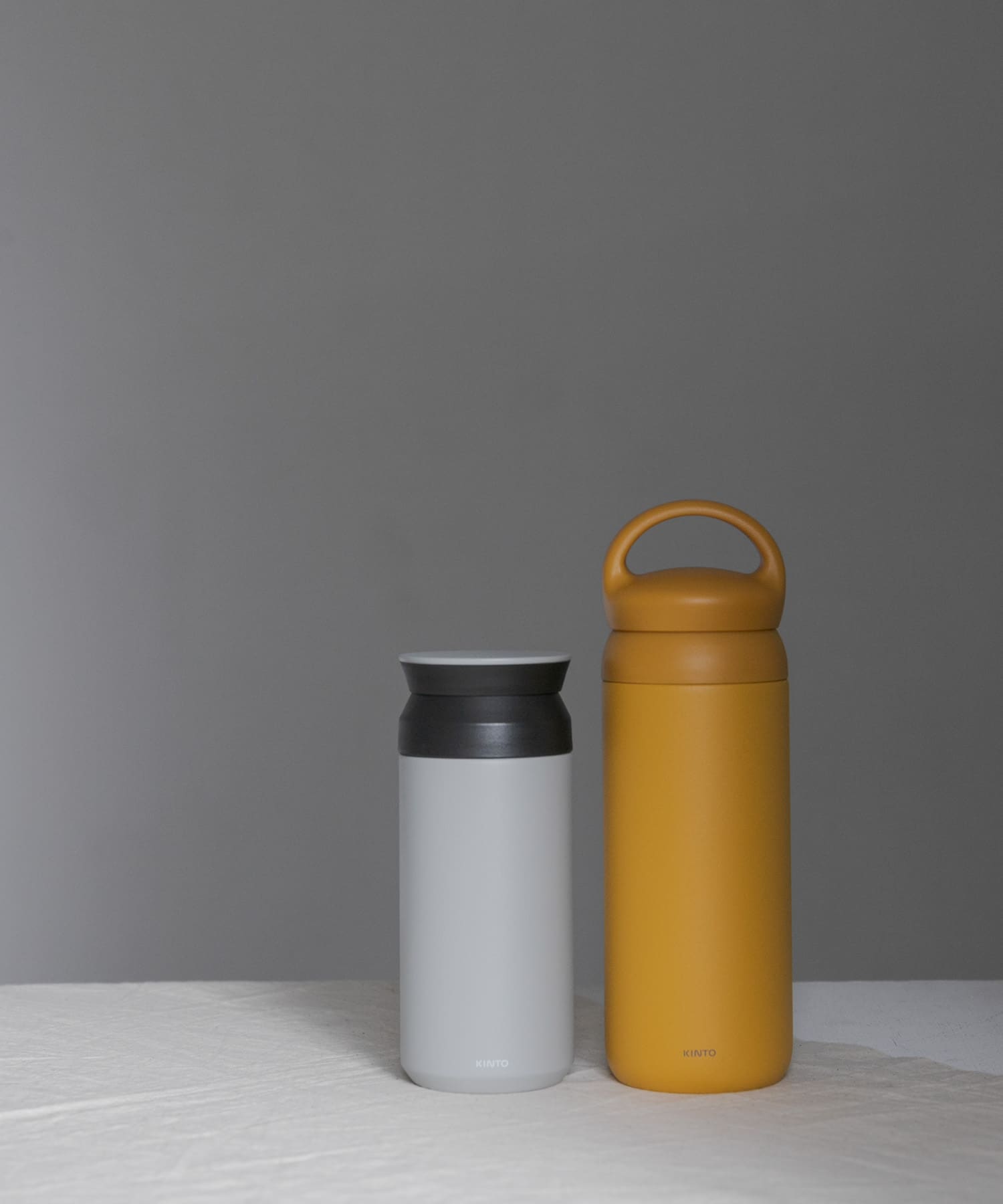 KINTO×DOORS LIVING PRODUCTS　別注 トラベルタンブラー 350ml fog gray -