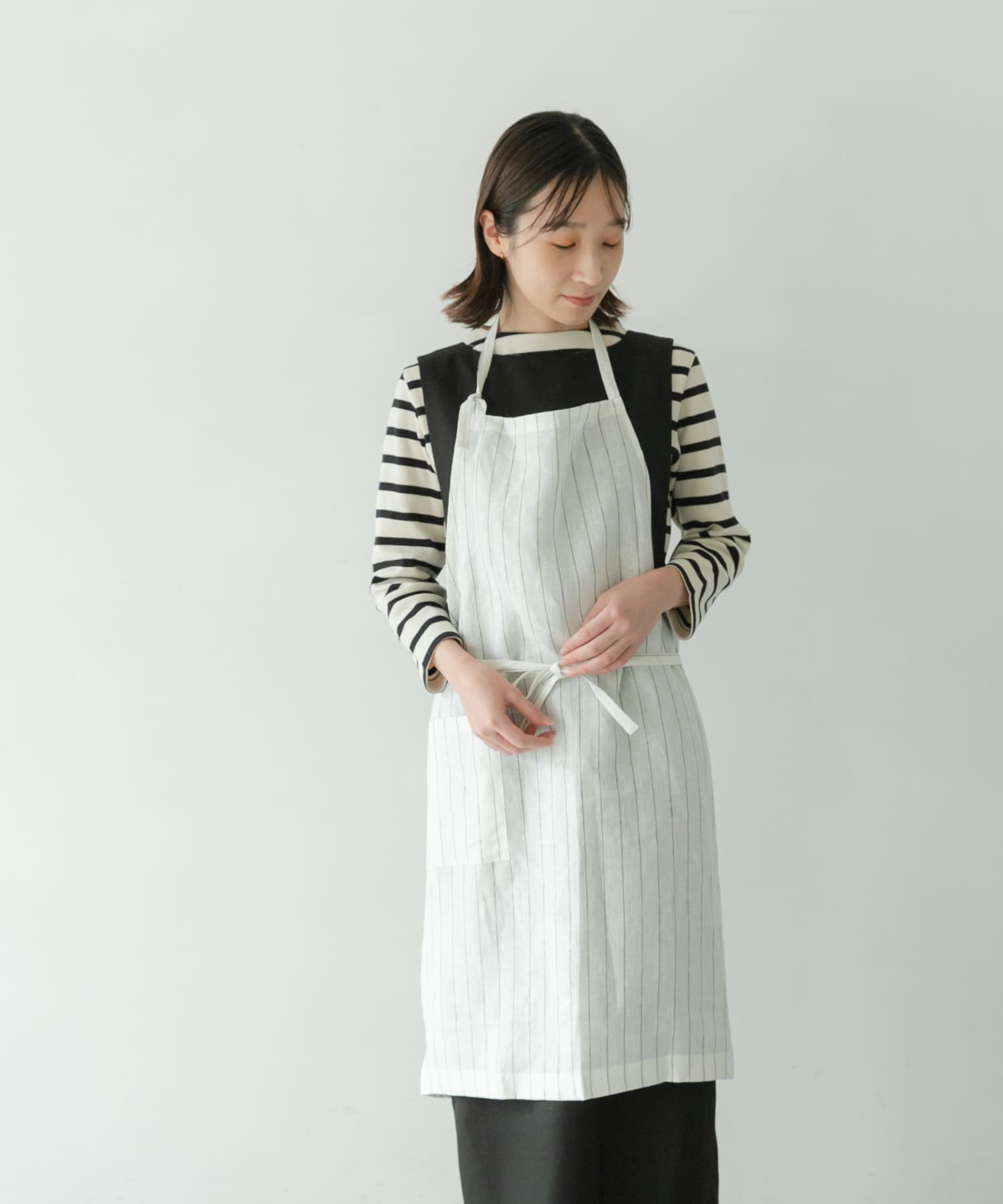 DOORS LIVING PRODUCTS　フルエプロン OFF×BLK one