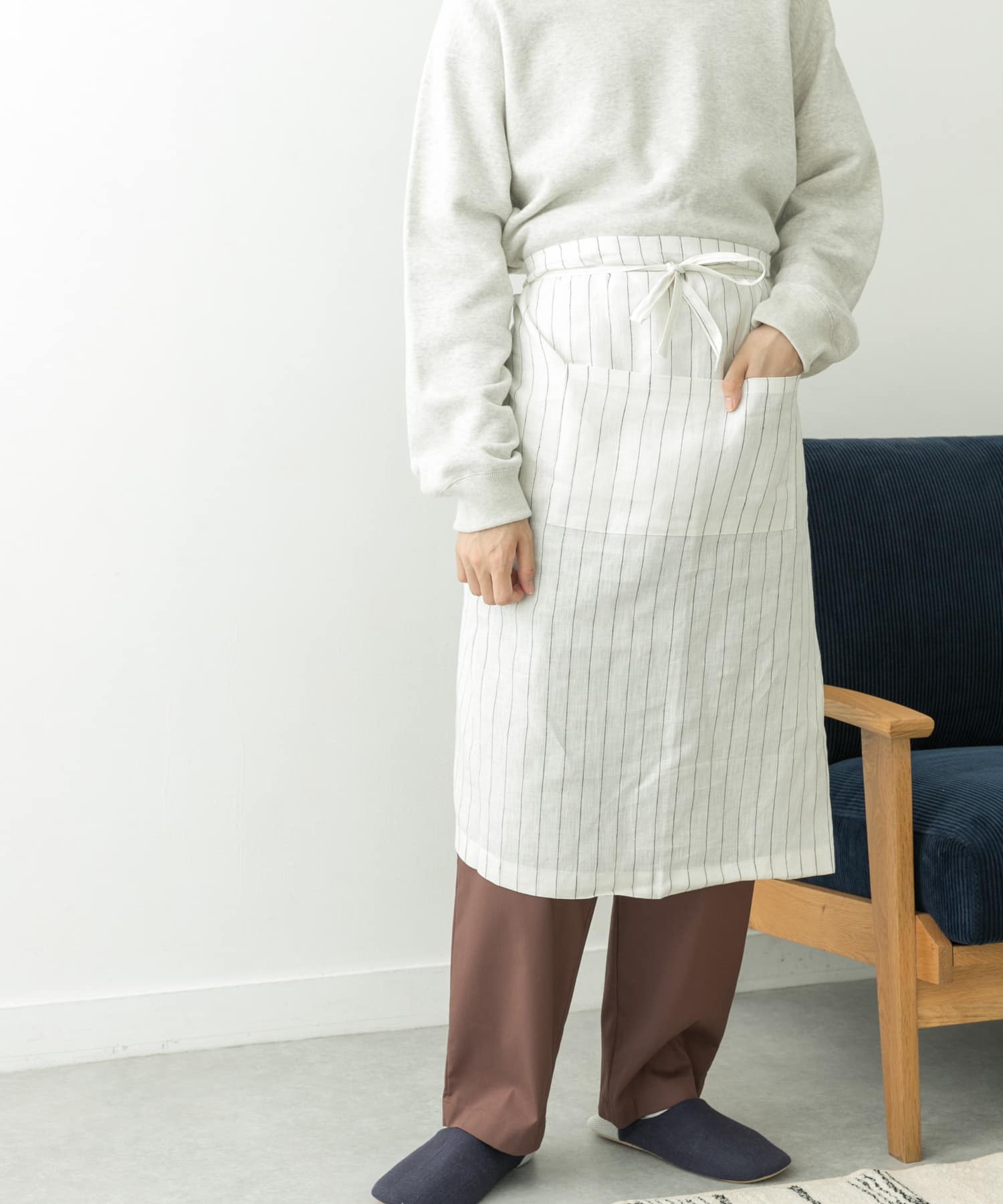 DOORS LIVING PRODUCTS　ギャルソンエプロン OFF×BLK one