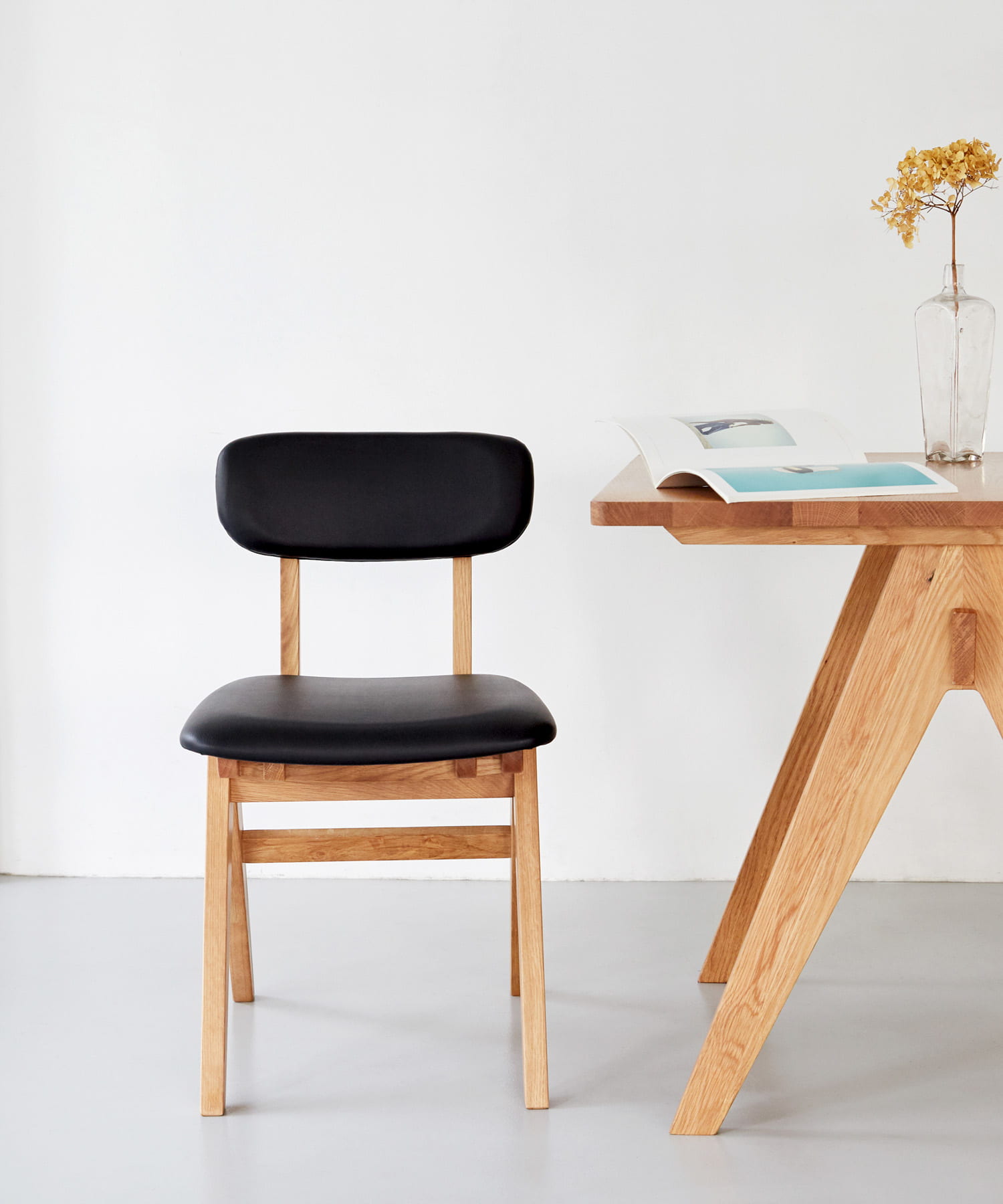 BOTHY Mountain Leg Chair PVC PVC BLK -
