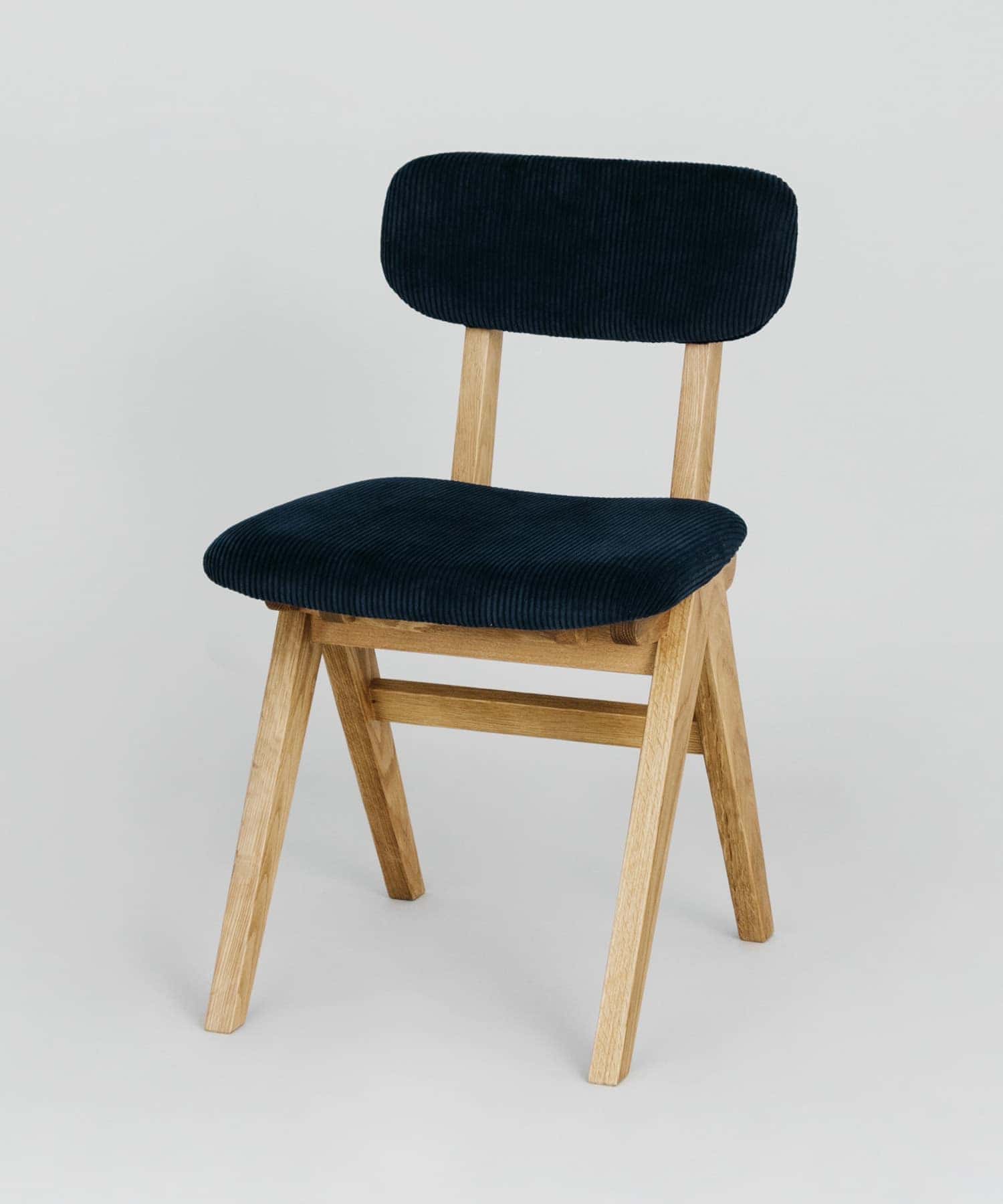 BOTHY Mountain Leg Chair CD