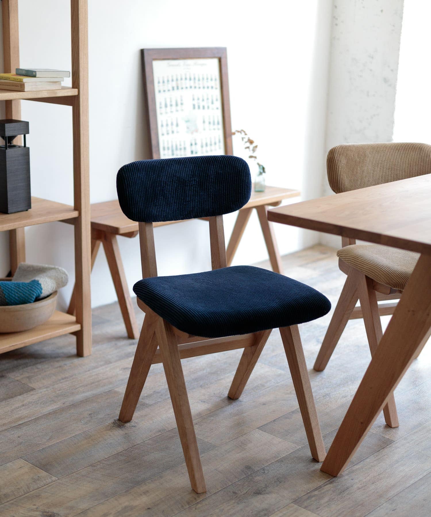 BOTHY Mountain Leg Chair CD CD NAVY -