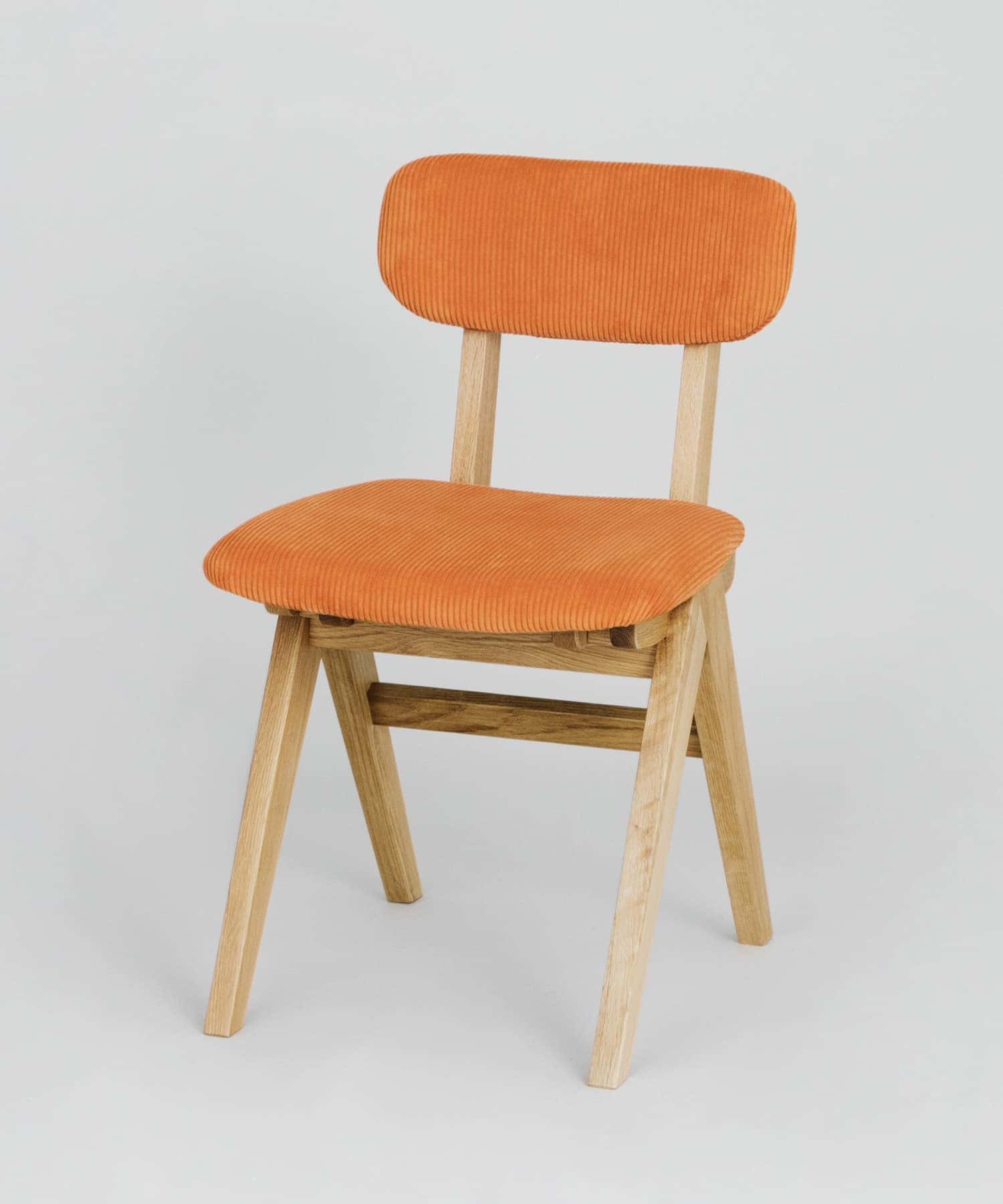 BOTHY Mountain Leg Chair CD