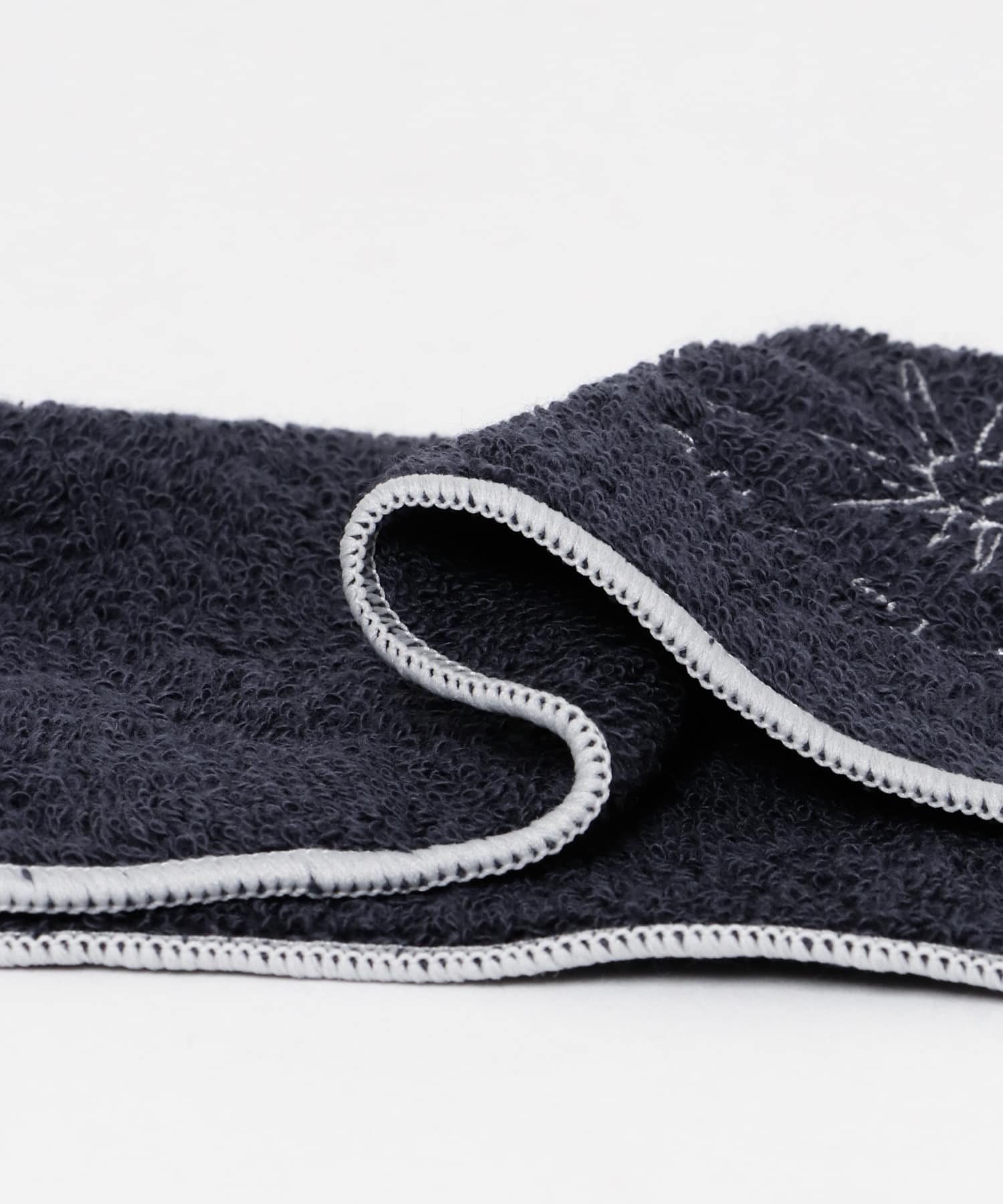 DOORS LIVING PRODUCTS　Mini Towel navy グレーメロー -