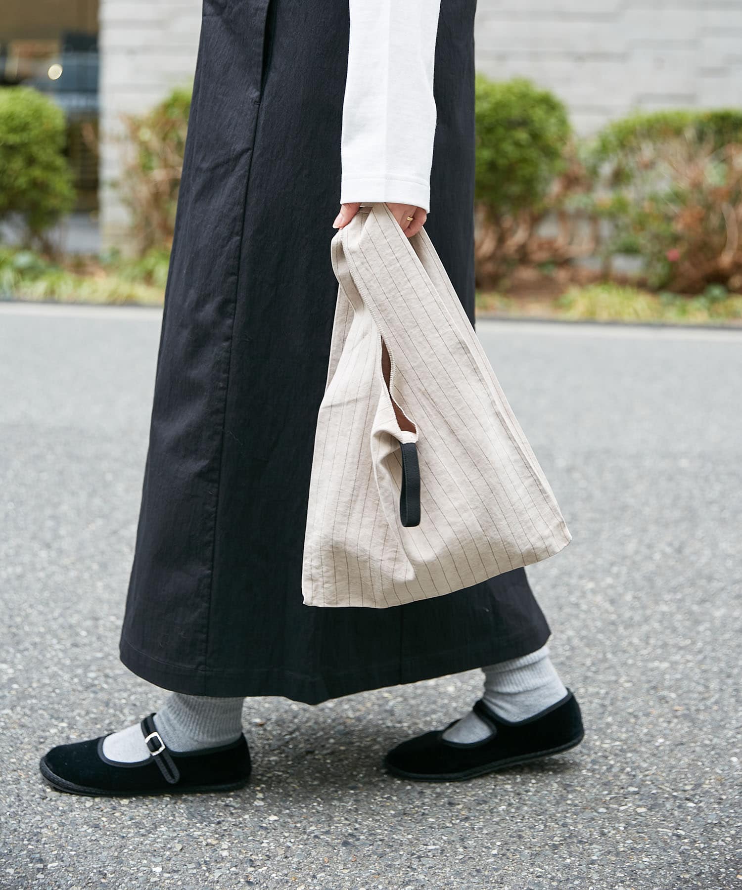 DOORS LIVING PRODUCTS　コンビニバッグ ストライプ ベージュ -