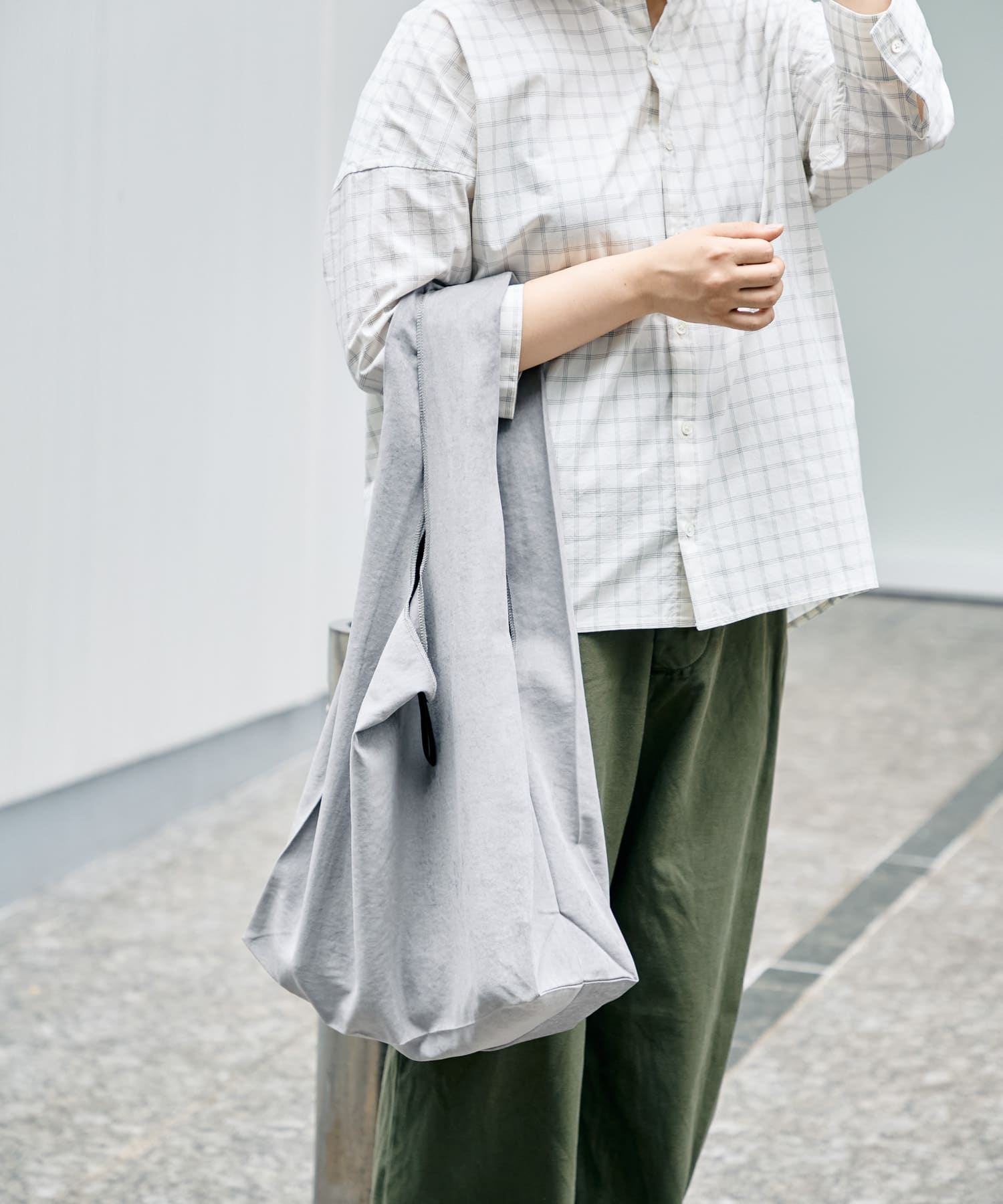 『WEB限定』DOORS LIVING PRODUCTS　ショッパーバッグ グレー -