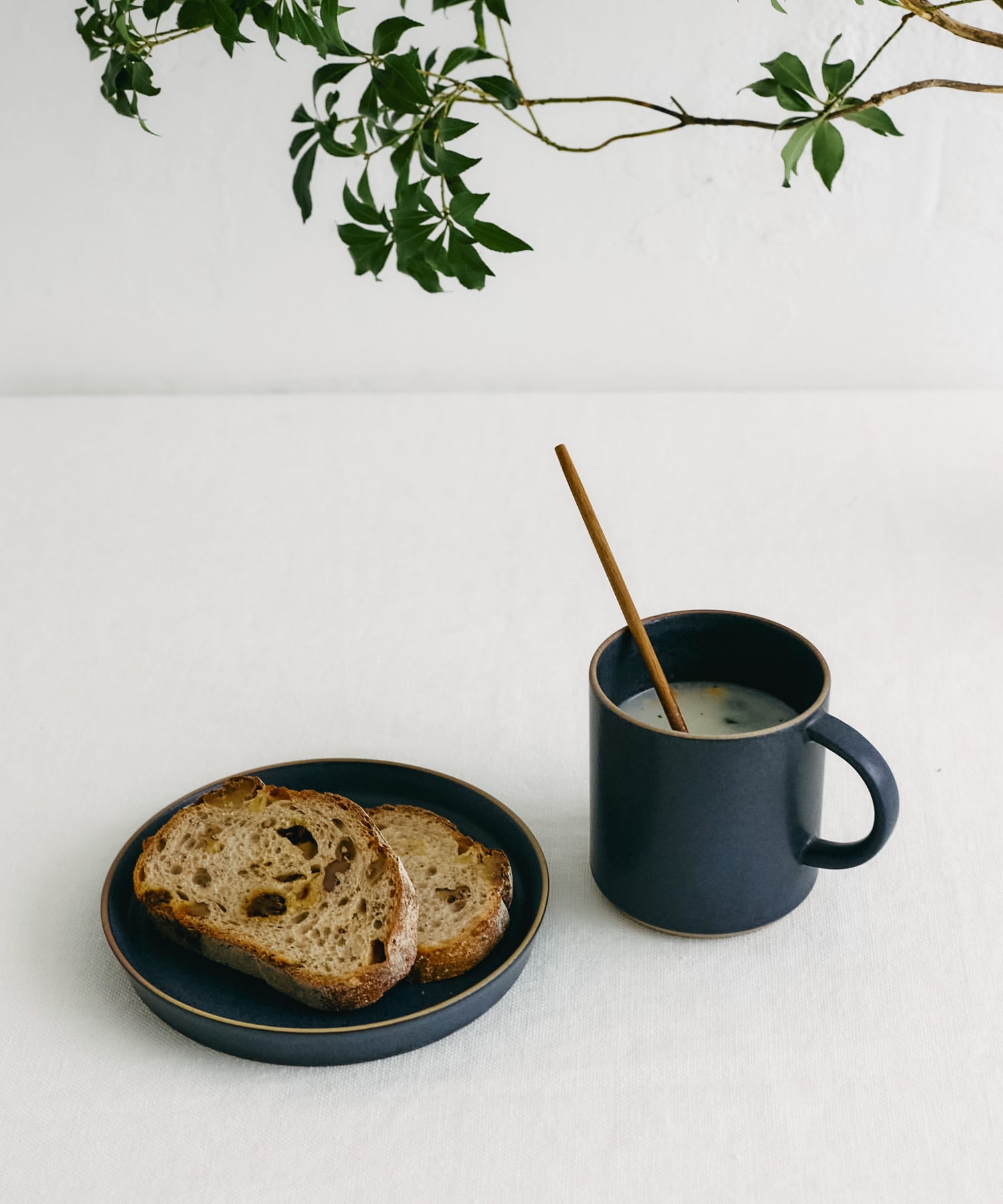 DOORS LIVING PRODUCTS　comfy マグカップ ネイビー -