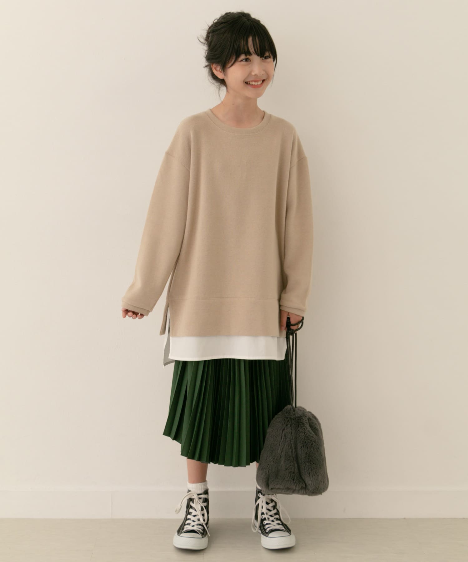 ダークグリーン