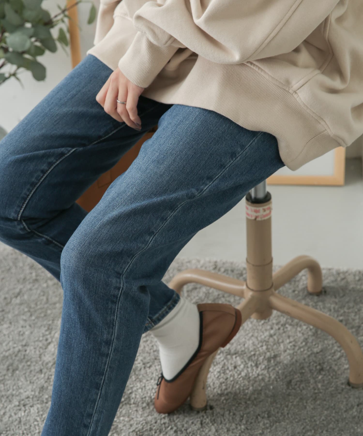 ストレッチテーパードデニム INDIGO 38