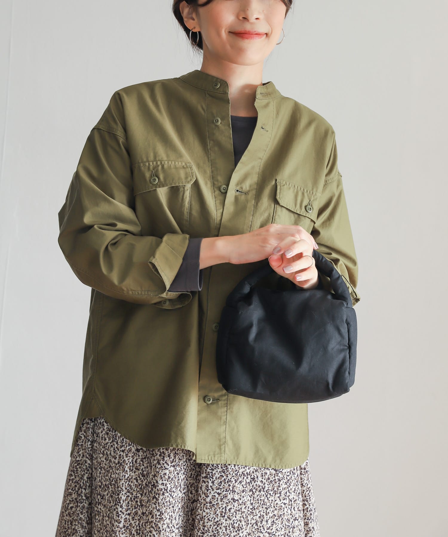 KHAKI