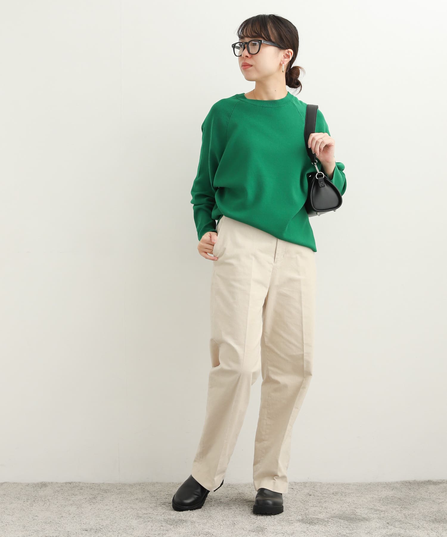 GREEN