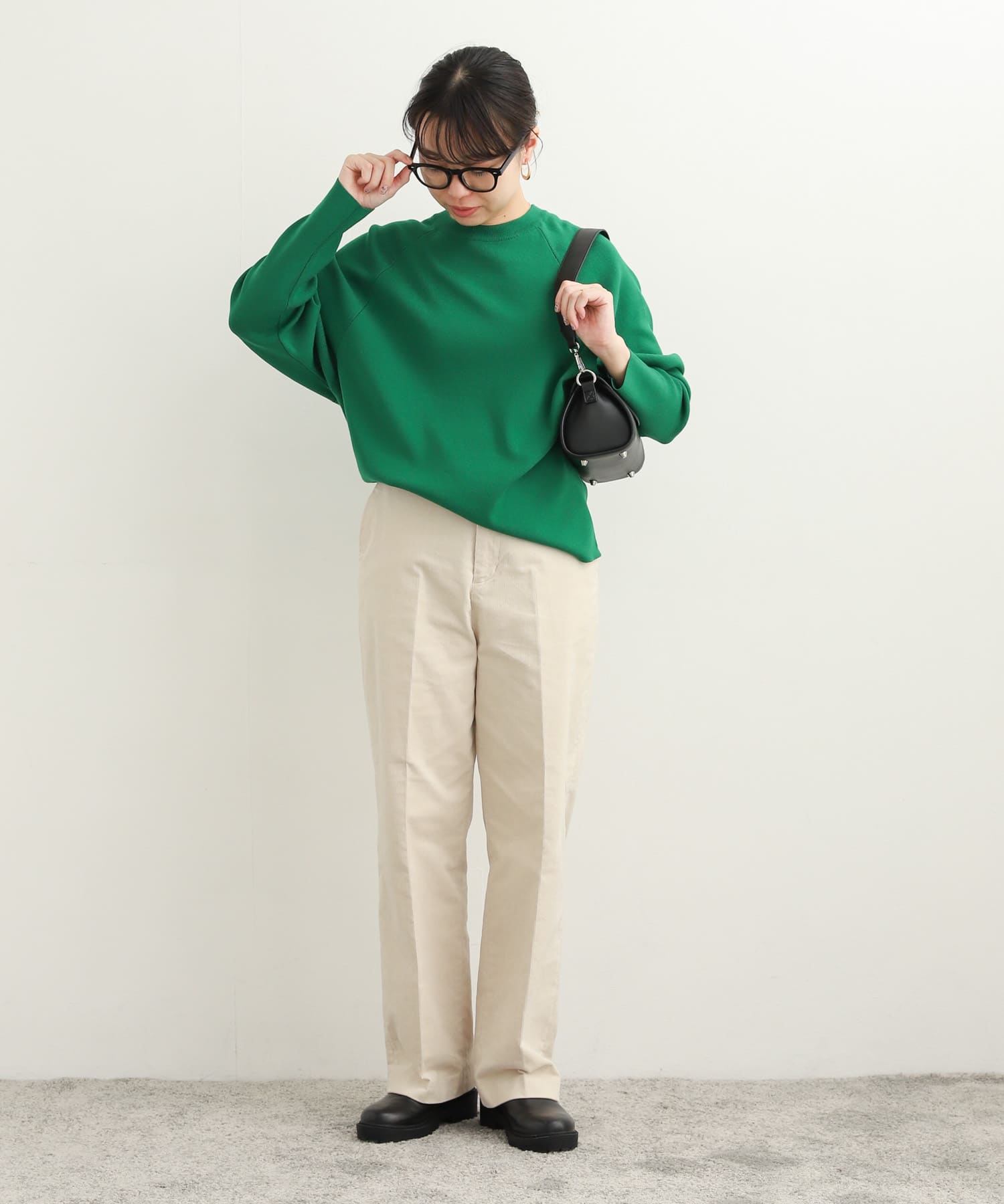 GREEN