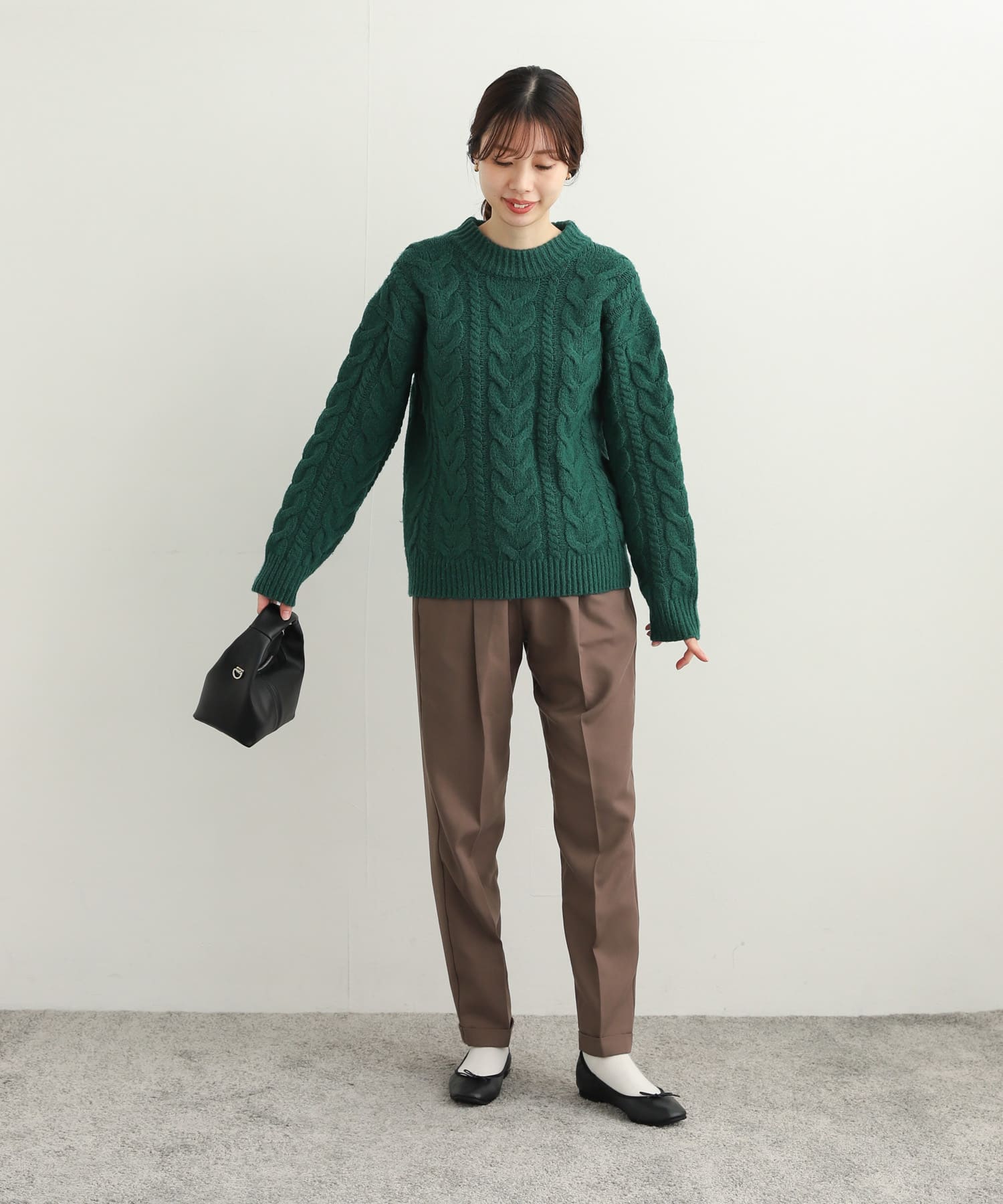 GREEN