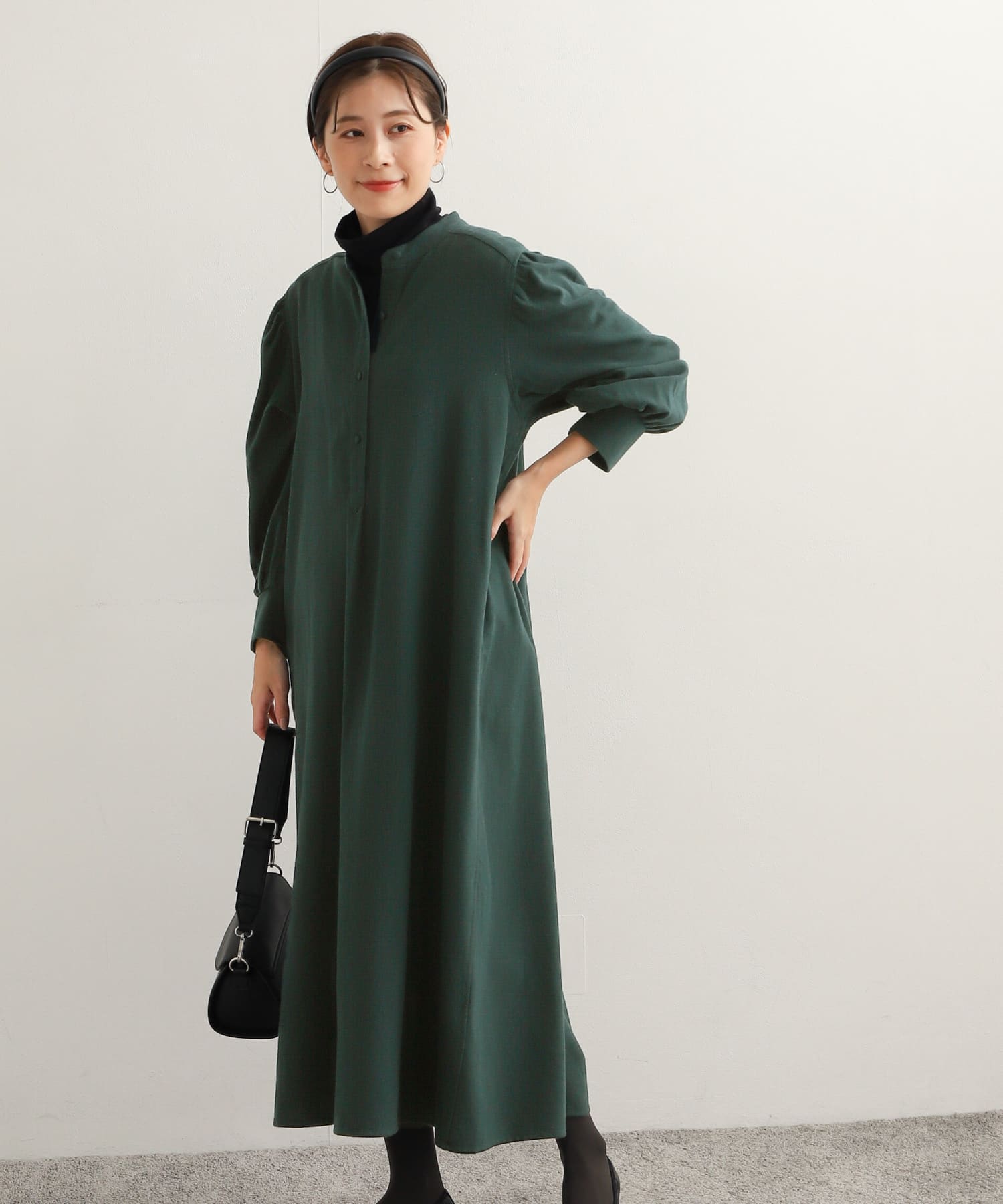 GREEN