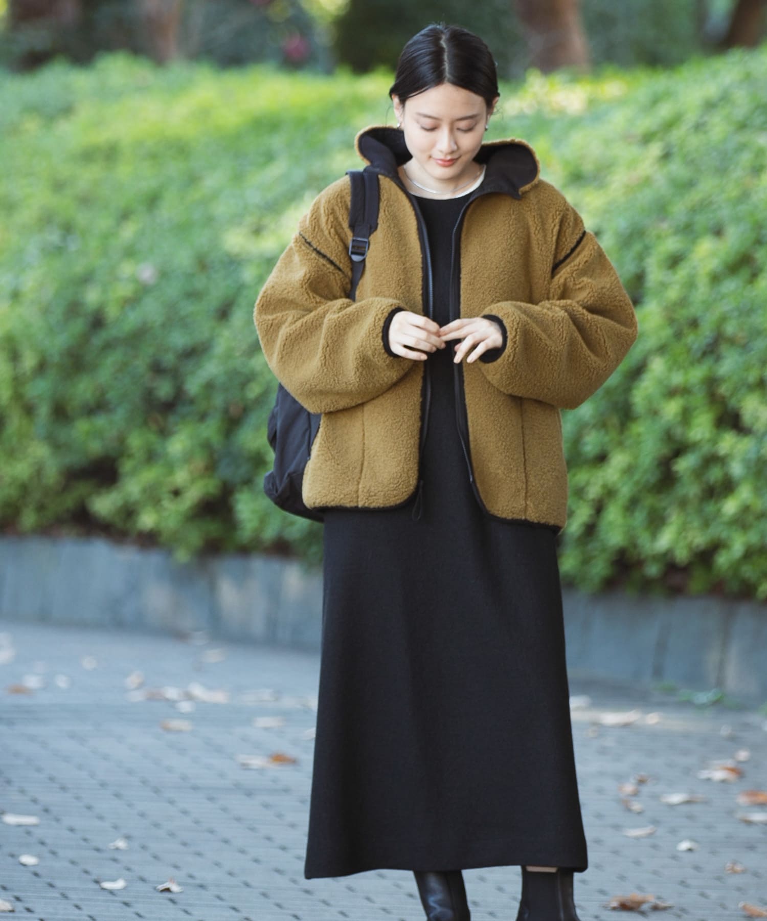 KHAKIBROWN