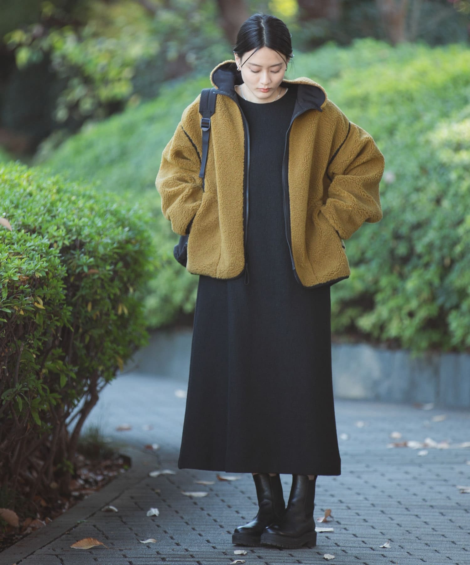 KHAKIBROWN