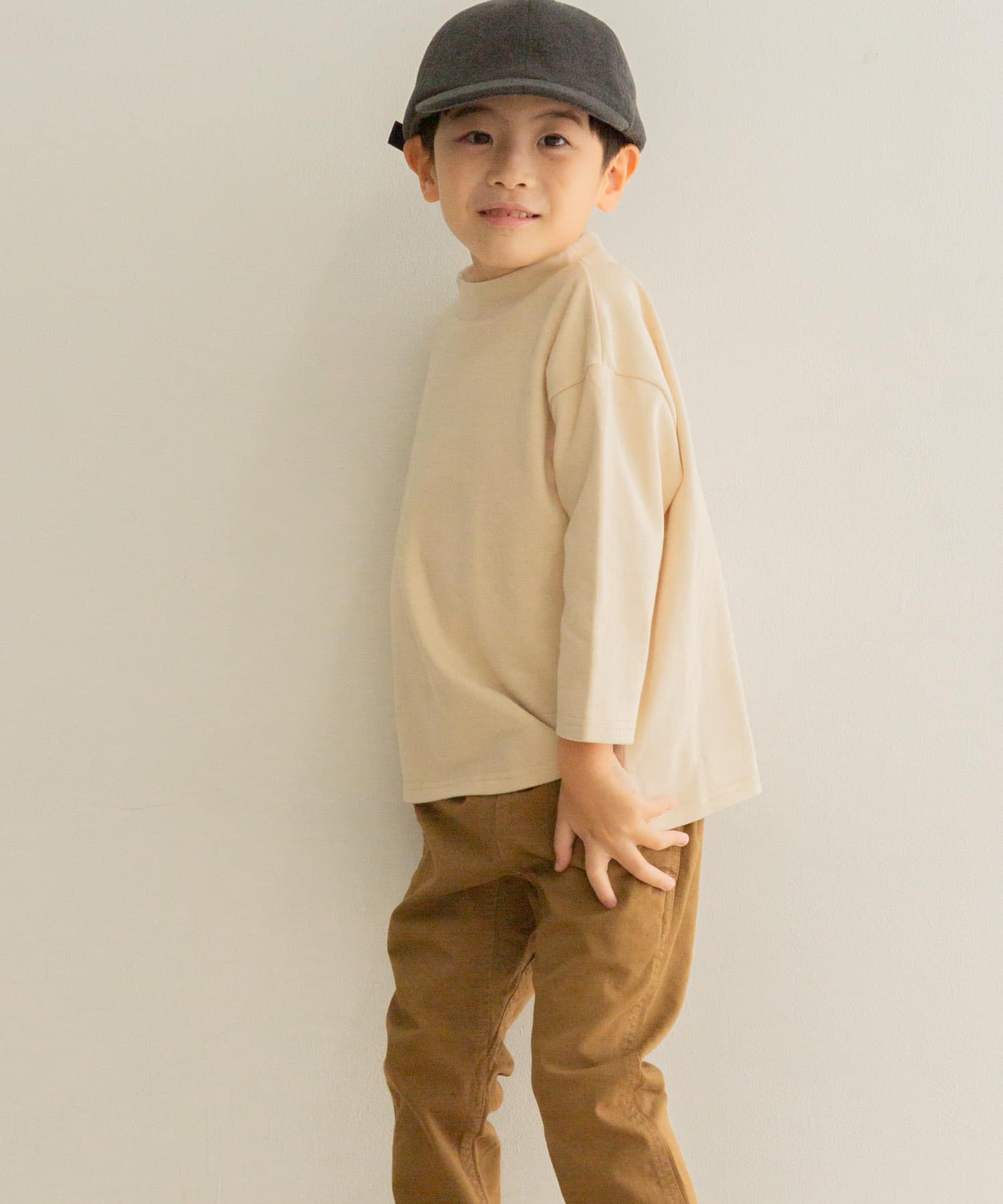 L.BEIGE