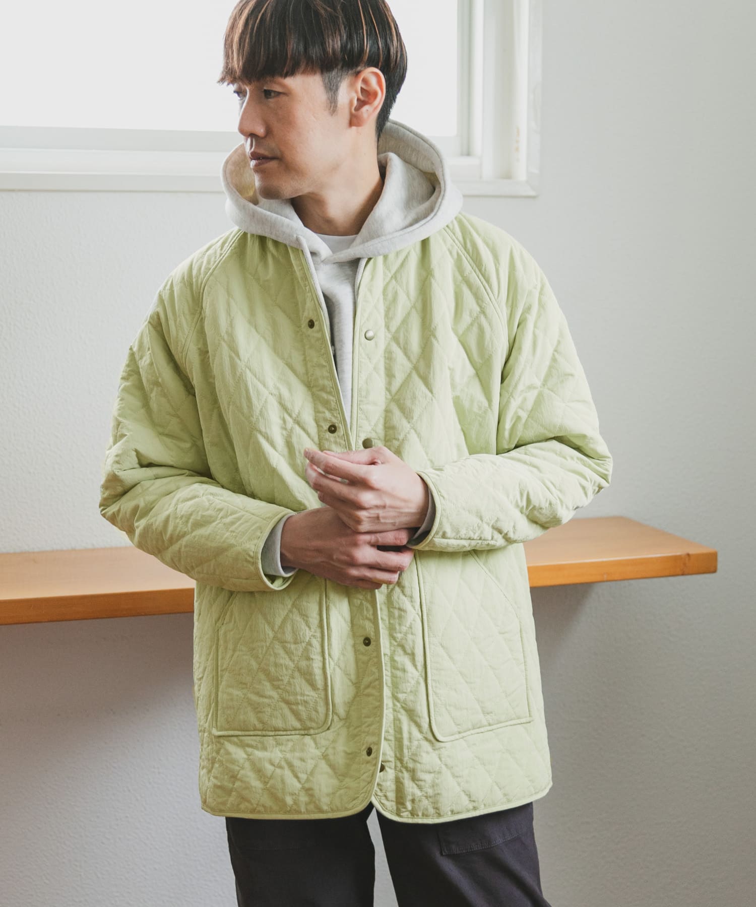 KHAKI