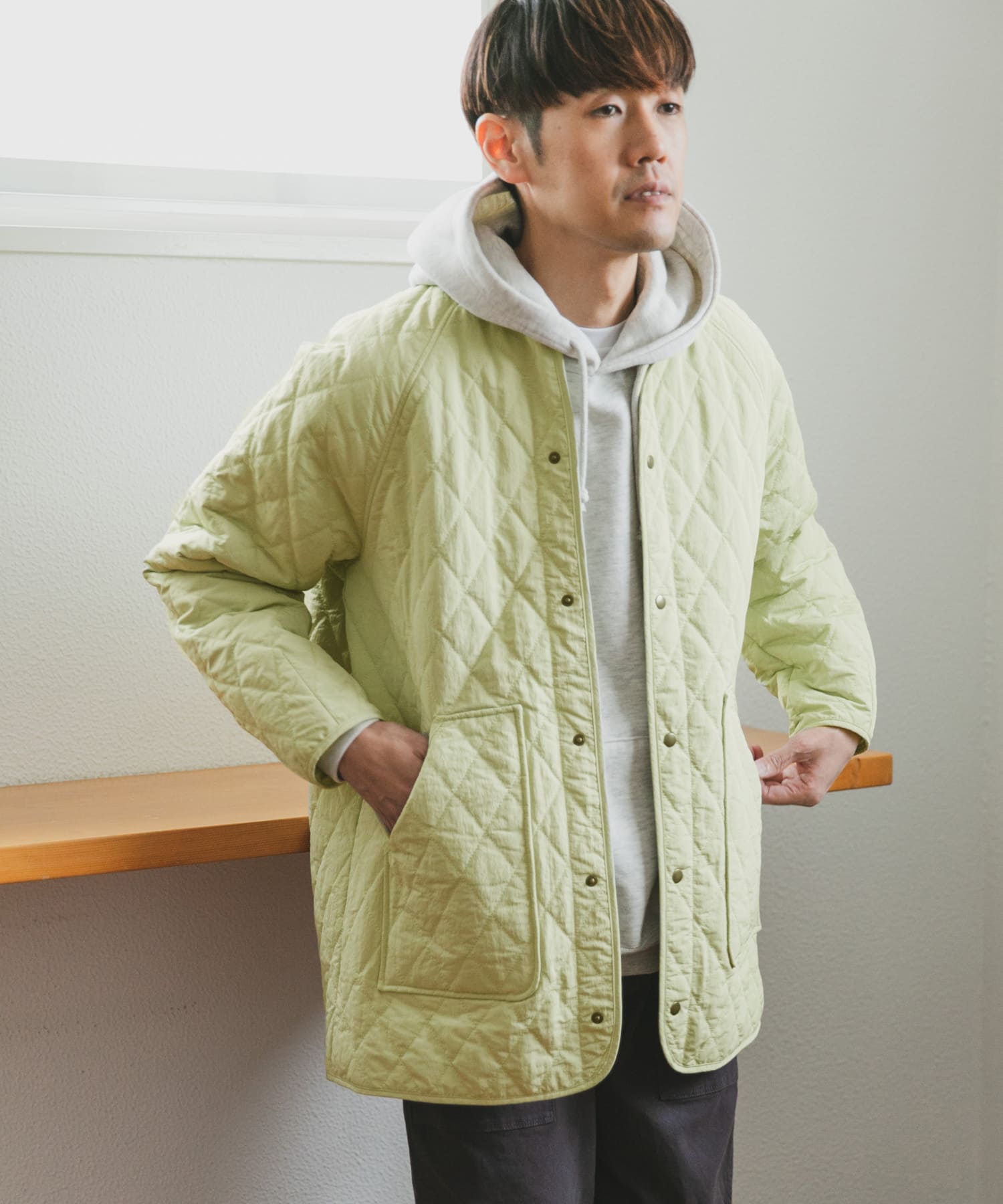 KHAKI