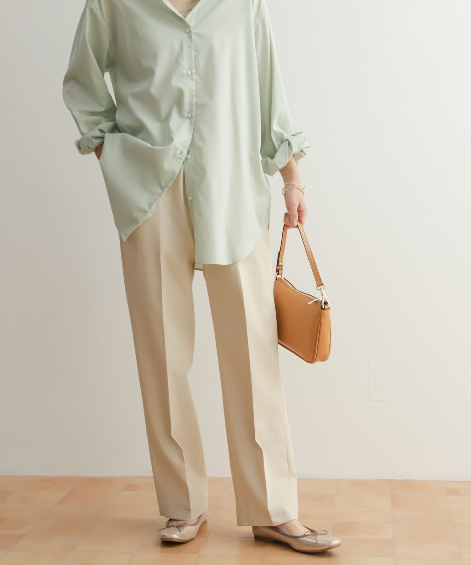 L/BEIGE
