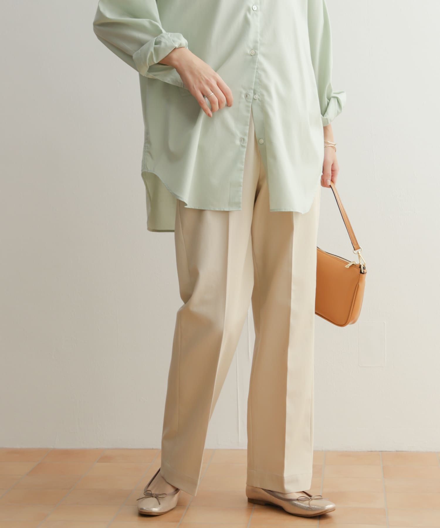 L/BEIGE