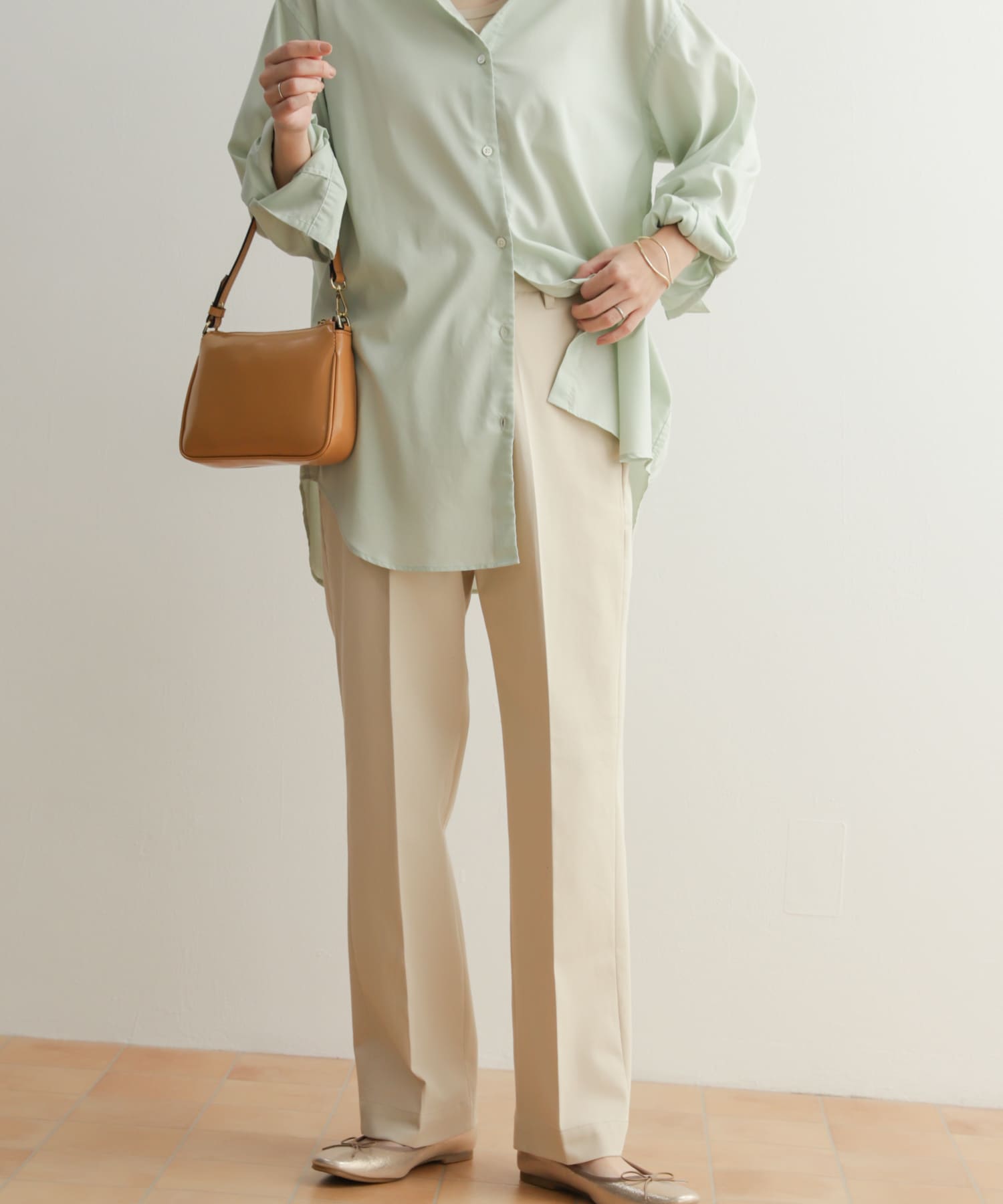 L/BEIGE