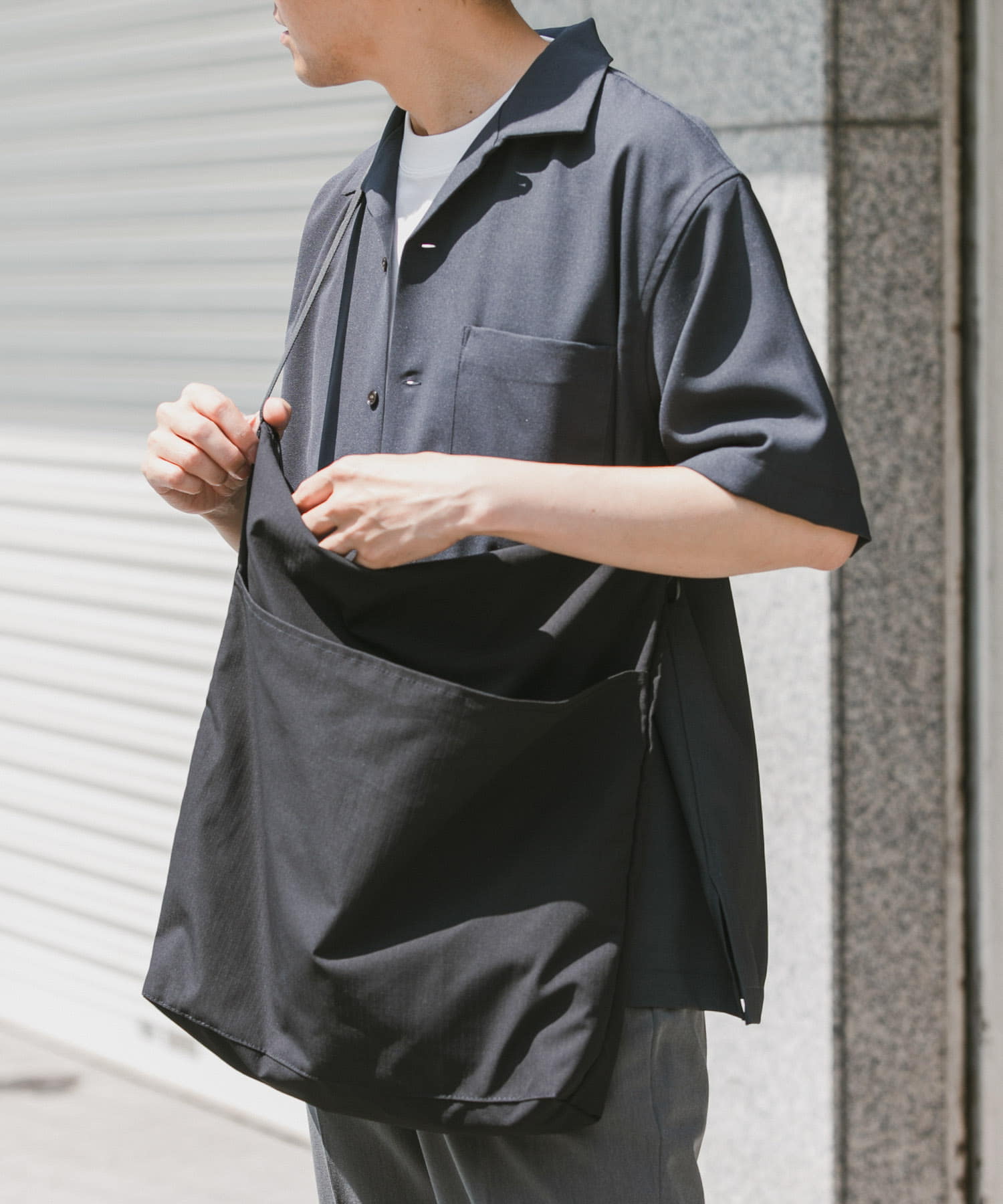 2TONE ショルダーバッグ Black -