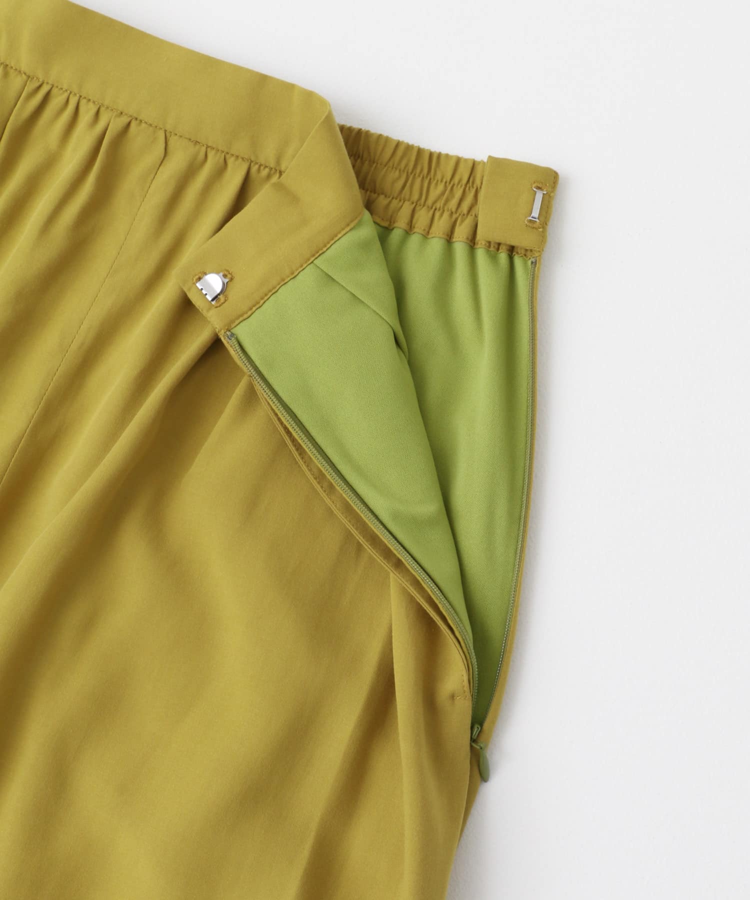 Y/KHAKI