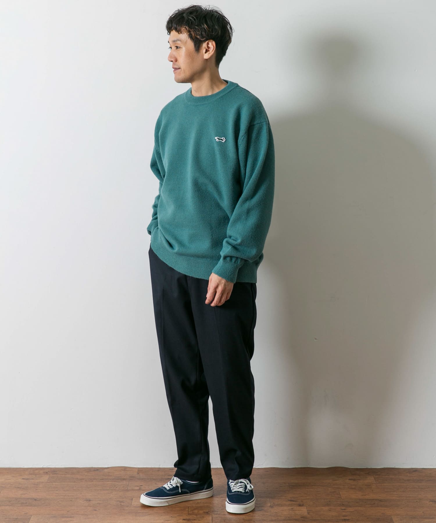 GREEN