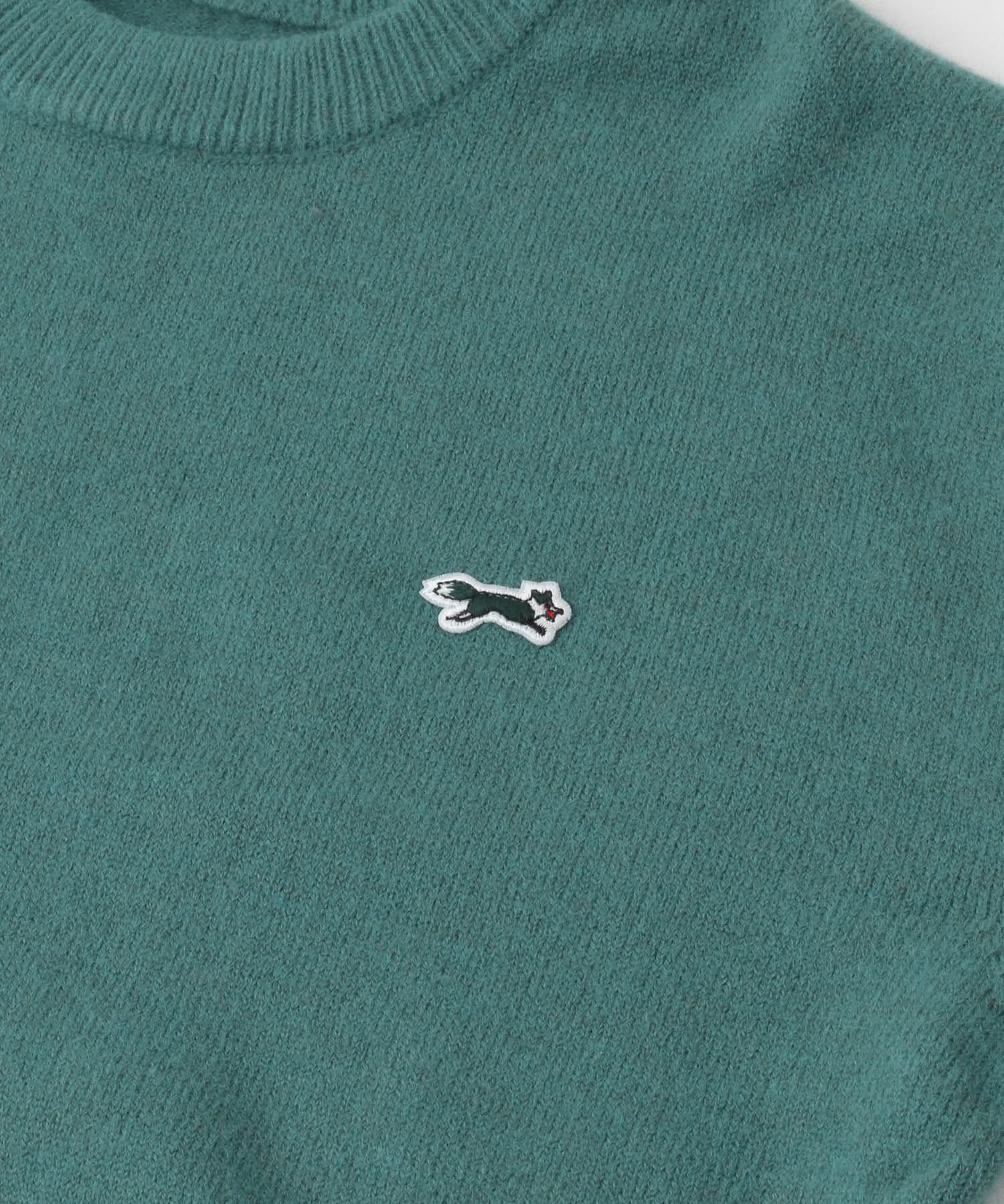 GREEN