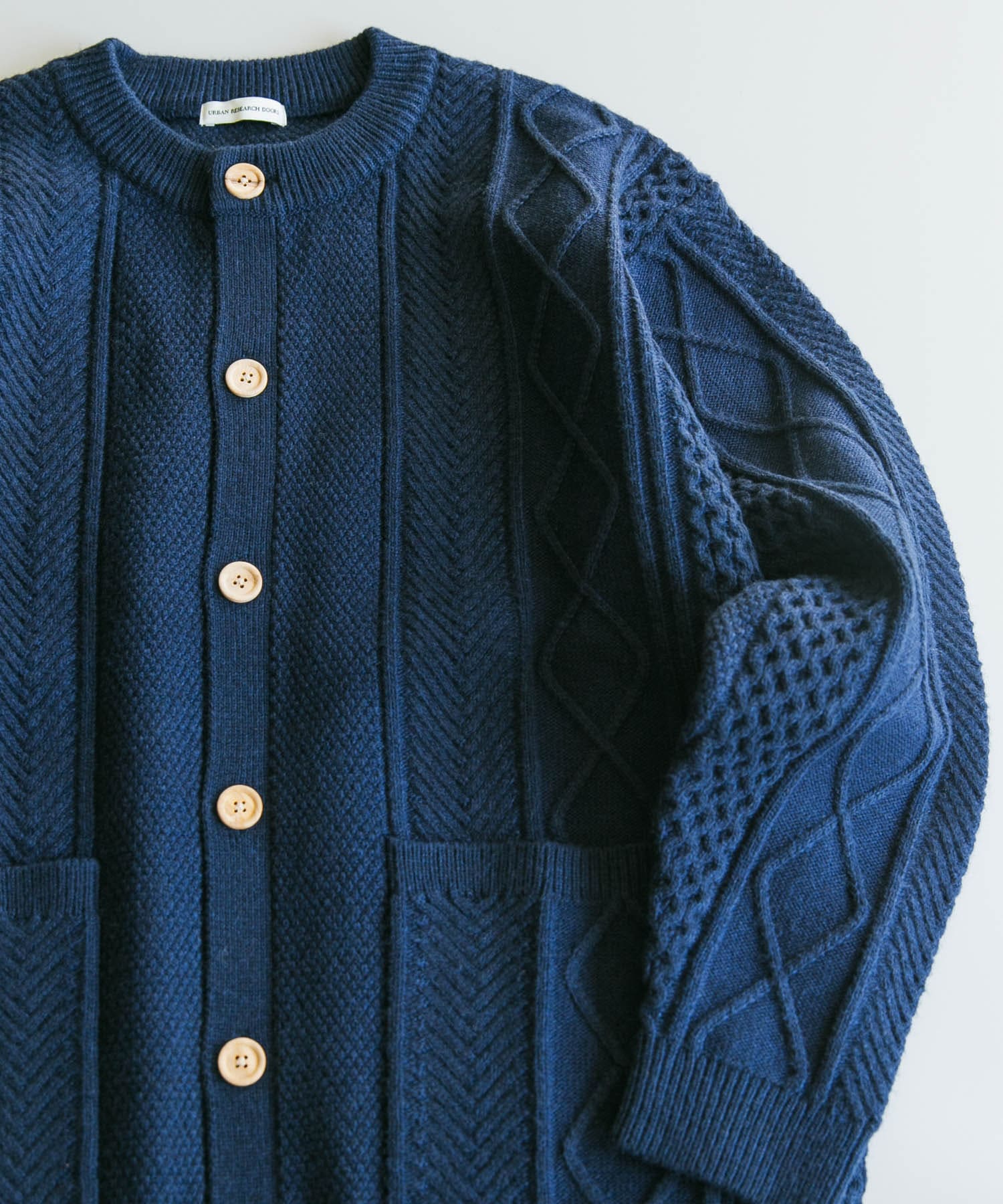 アラン編みクルーネックニットカーディガン D.NAVY M