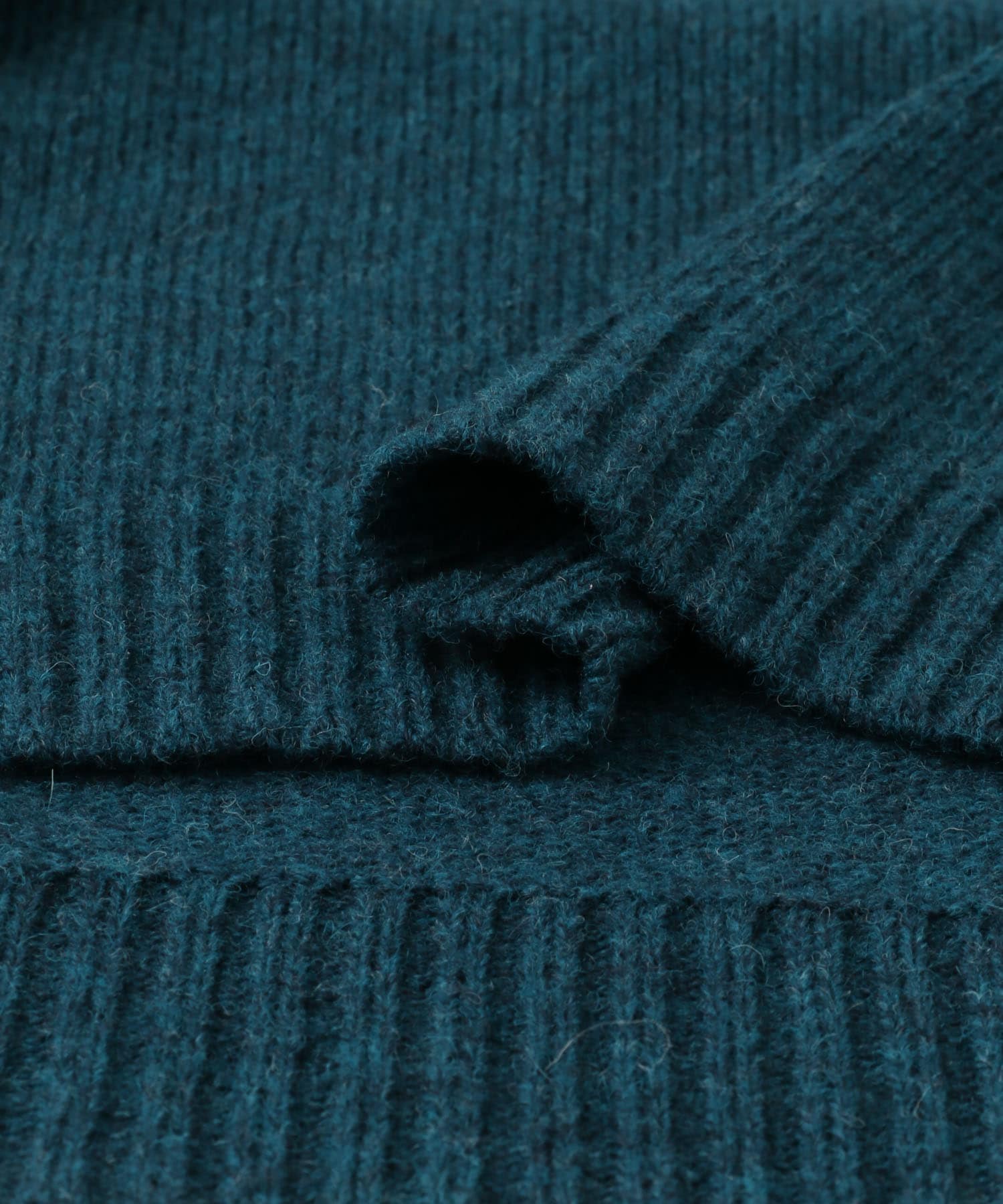 『4サイズ展開』手洗い可 WOOL100% クルーネックニット TURQUOISE S