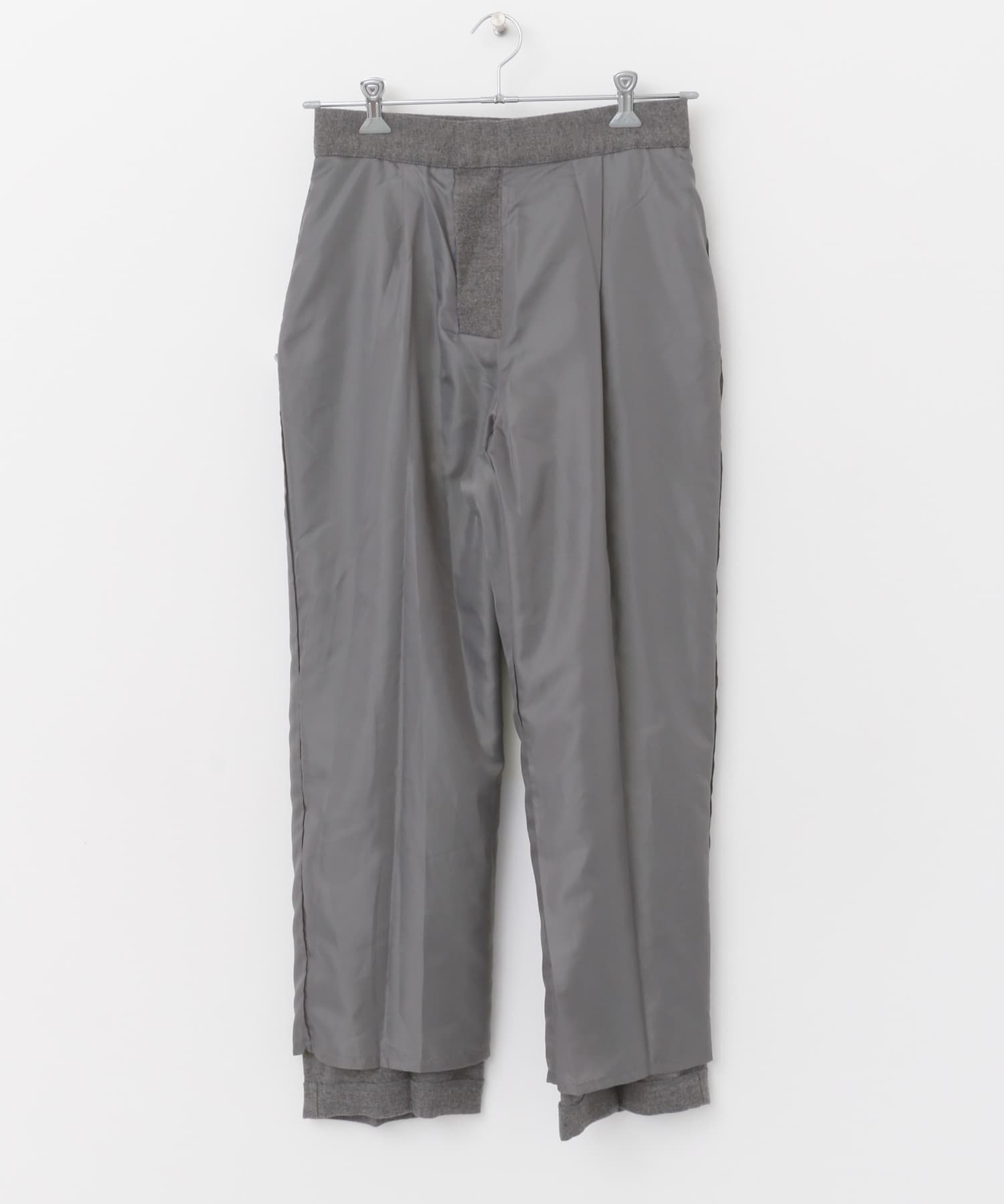 GRAY