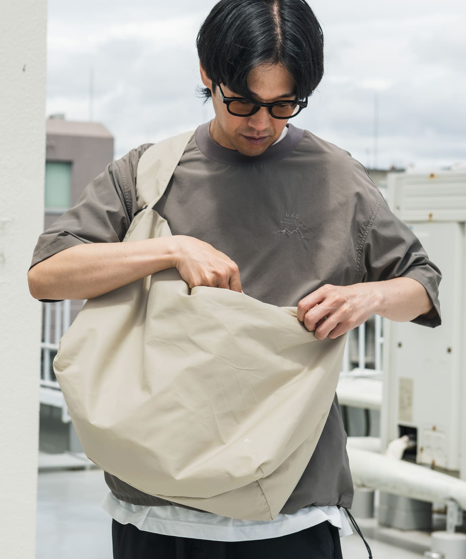 『撥水』『別注』YAKPAK×DOORS　SHOULDER BAG GREIGE 2 -