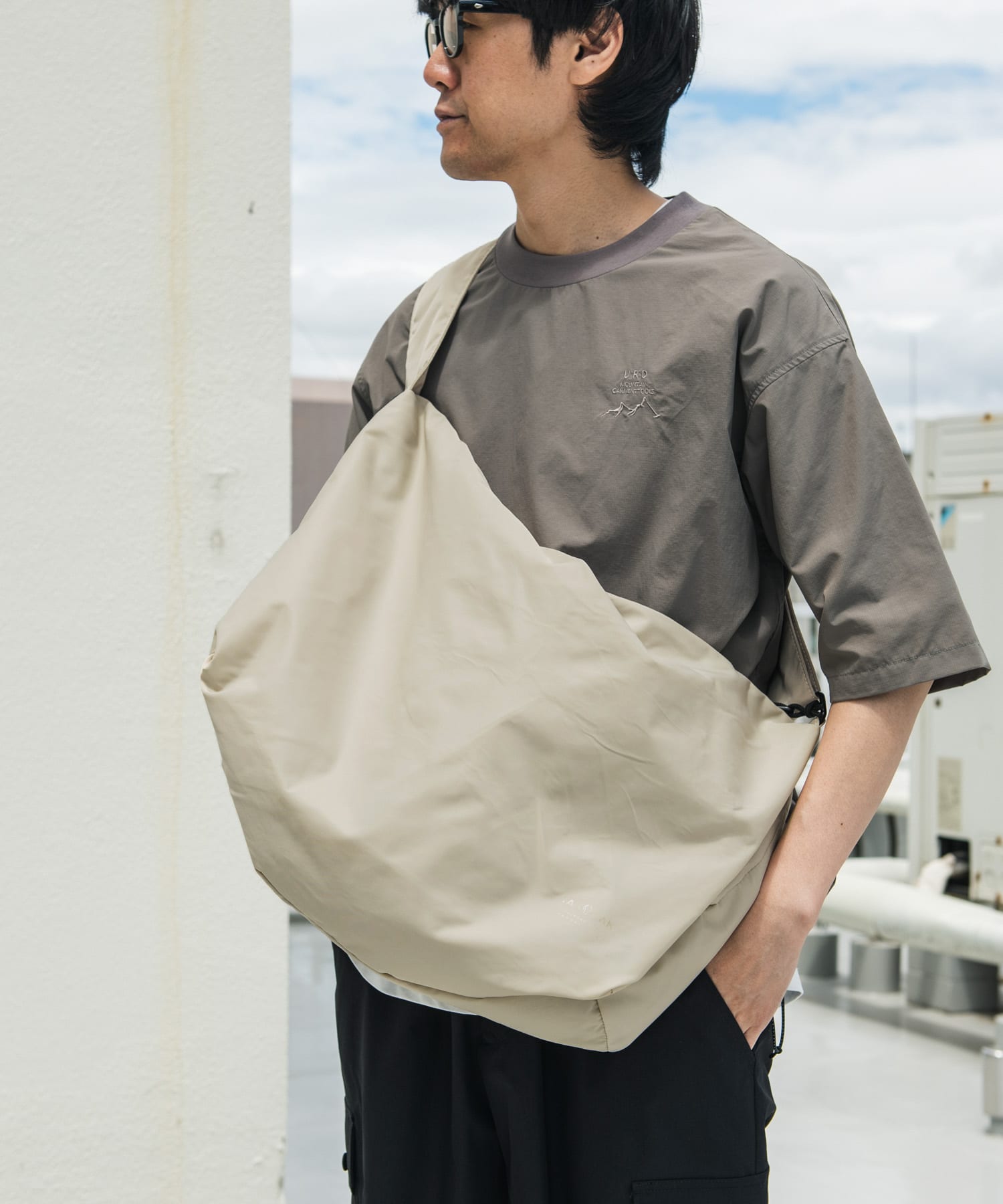 『撥水』『別注』YAKPAK×DOORS　SHOULDER BAG GREIGE 2 -