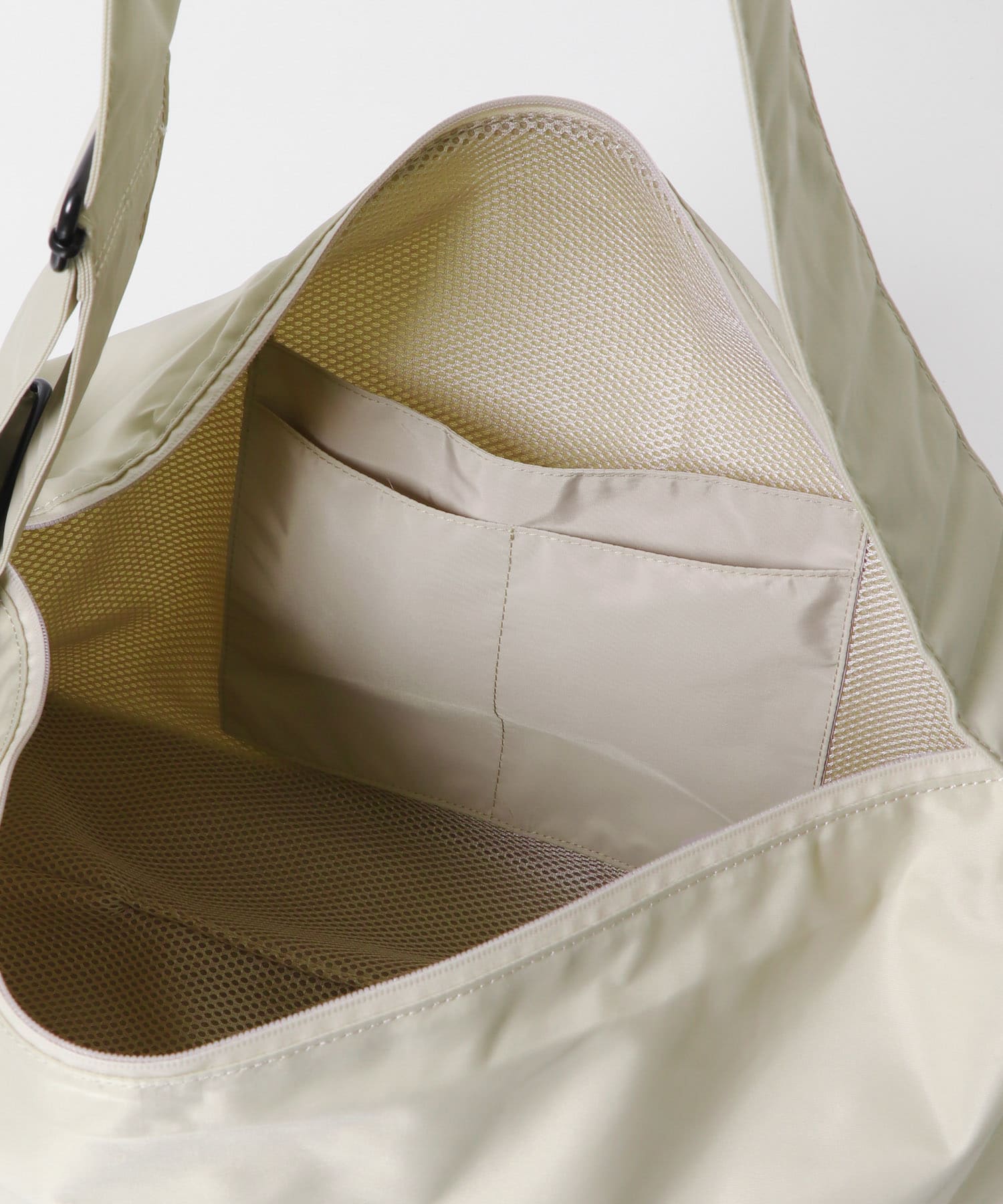 『撥水』『別注』YAKPAK×DOORS　SHOULDER BAG GREIGE 2 -