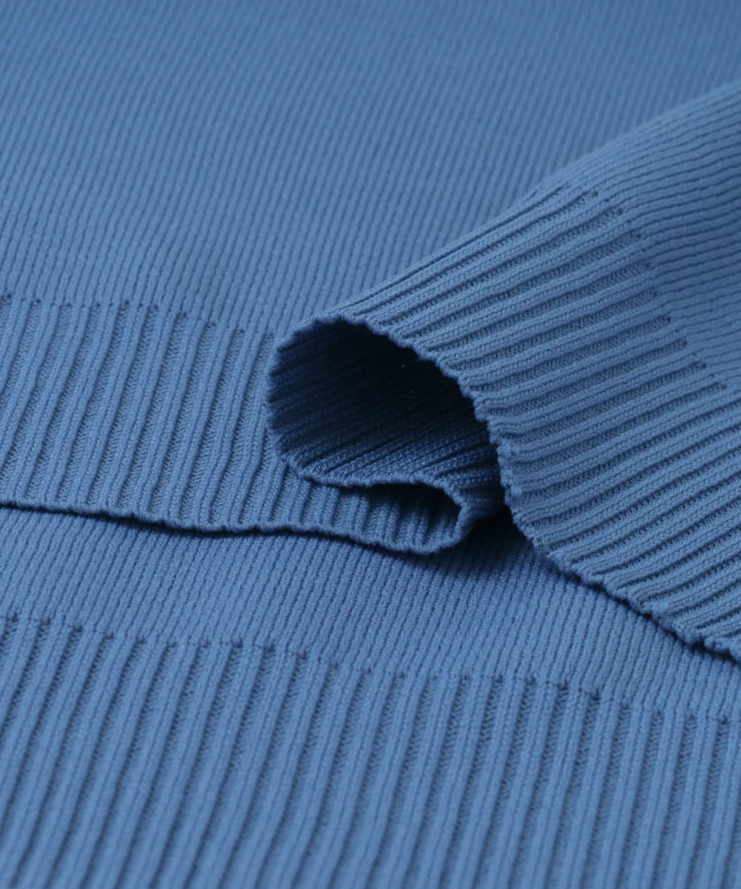 スポンディングニットプルオーバー BLUE M