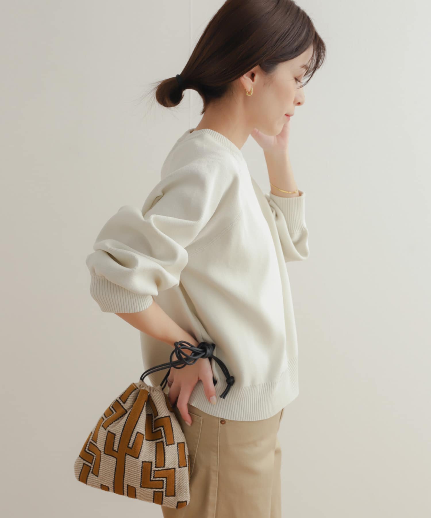 IVORY