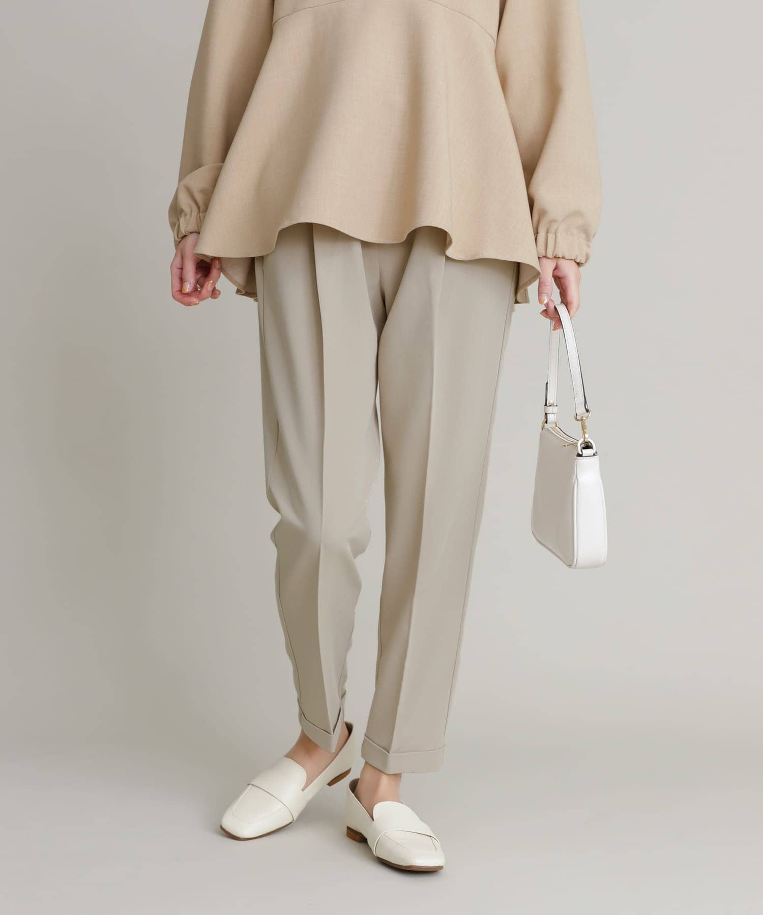 L.BEIGE