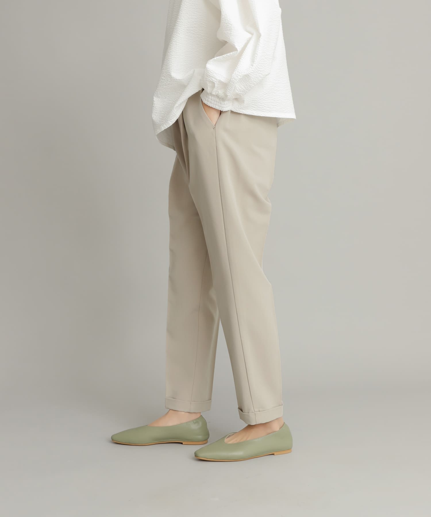 L.BEIGE